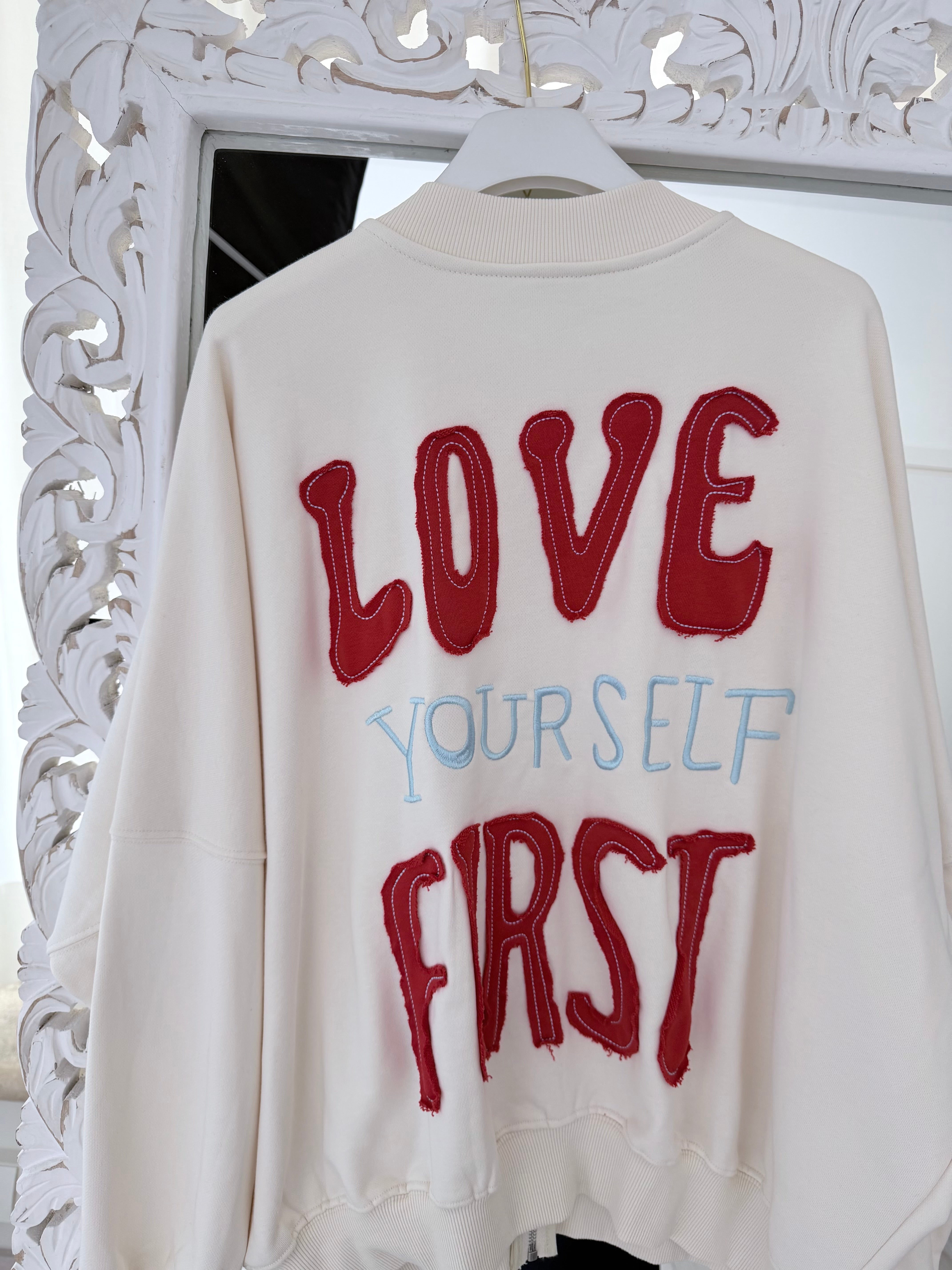 Felpa Love Yourself