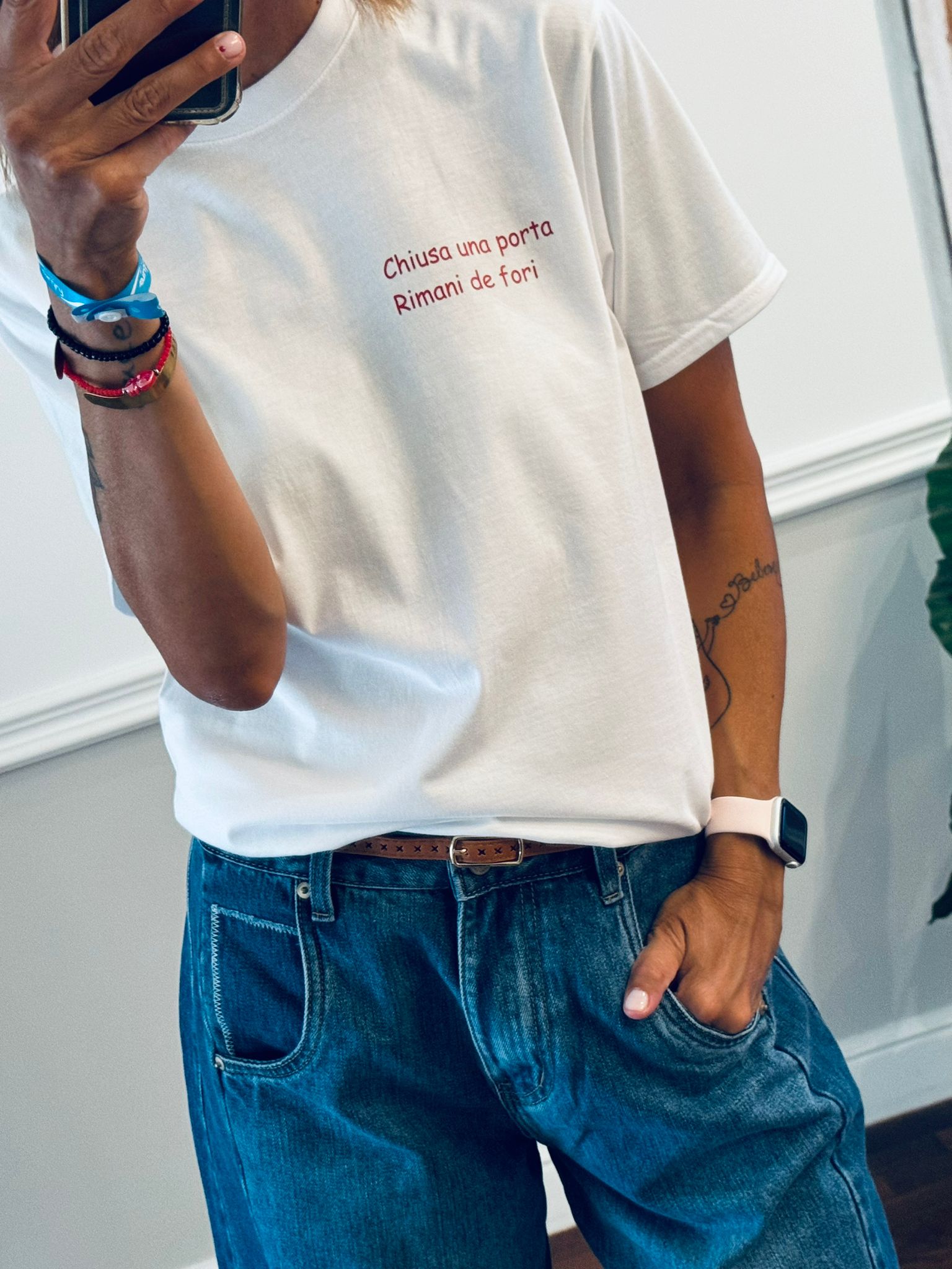 T-shirt Chiusa una porta rimani de fori