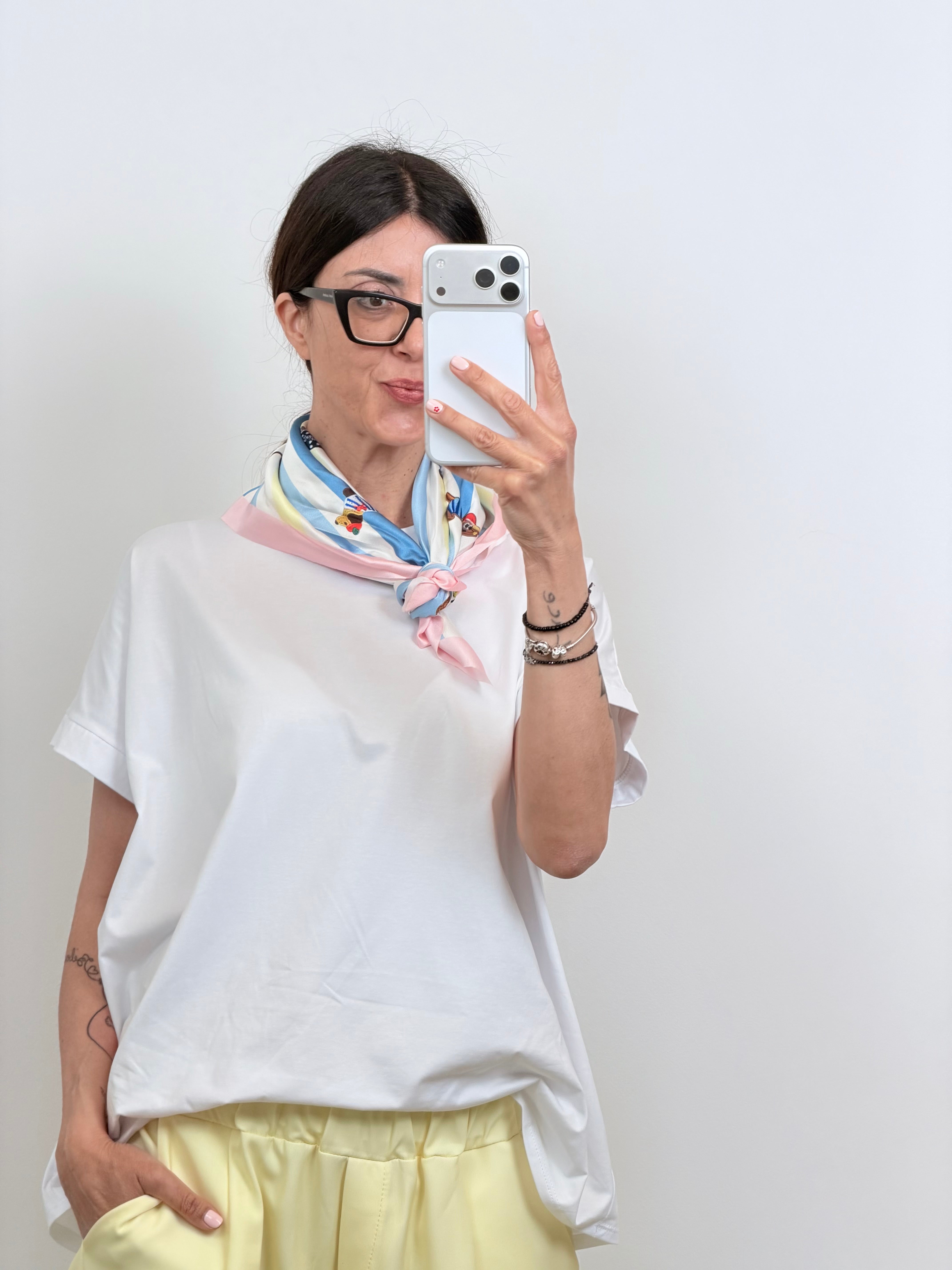 T-shirt Foulard