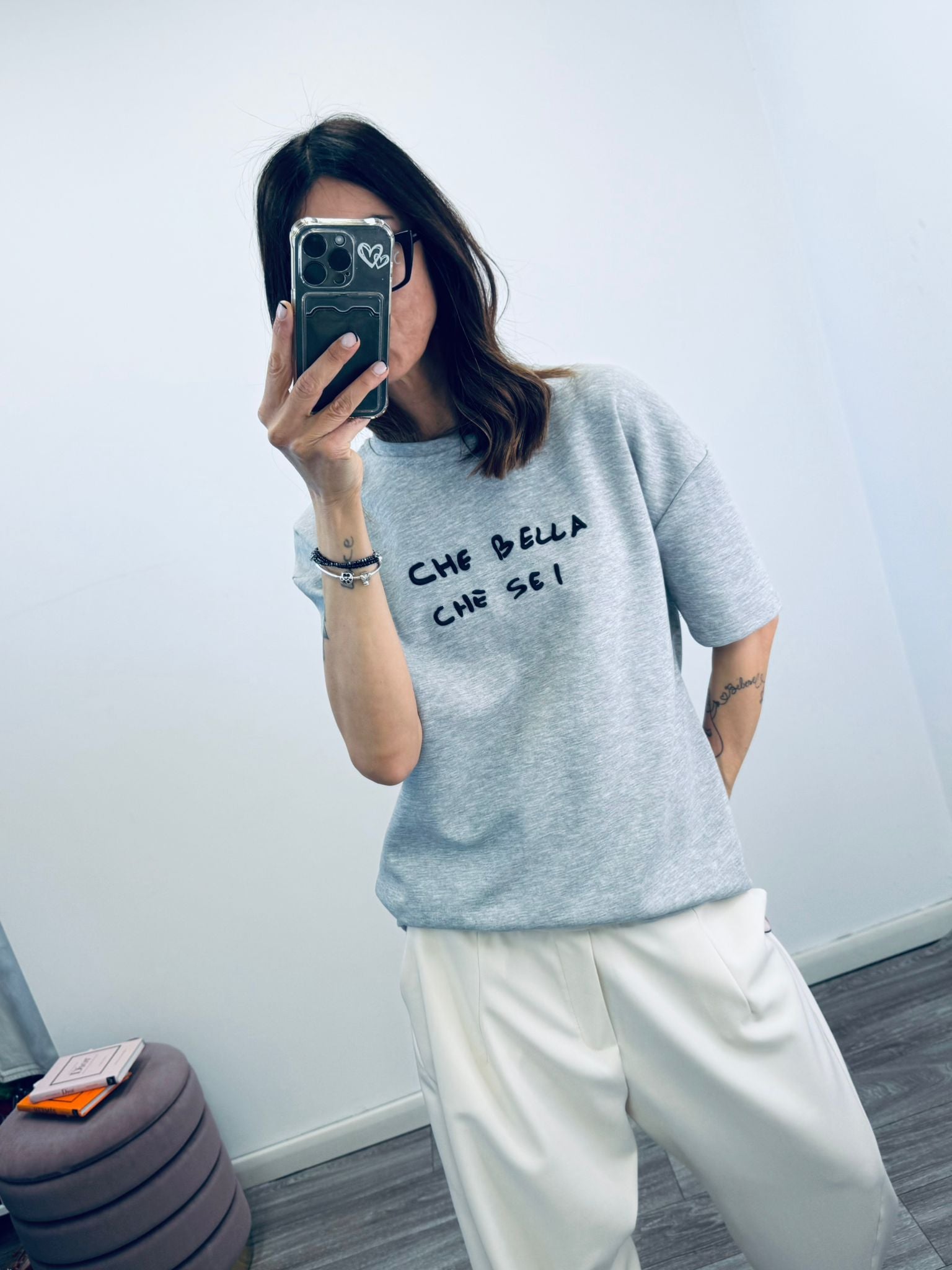 T-SHIRT IN COTONE PESANTE CHE BELLA CHE SEI by Lumina