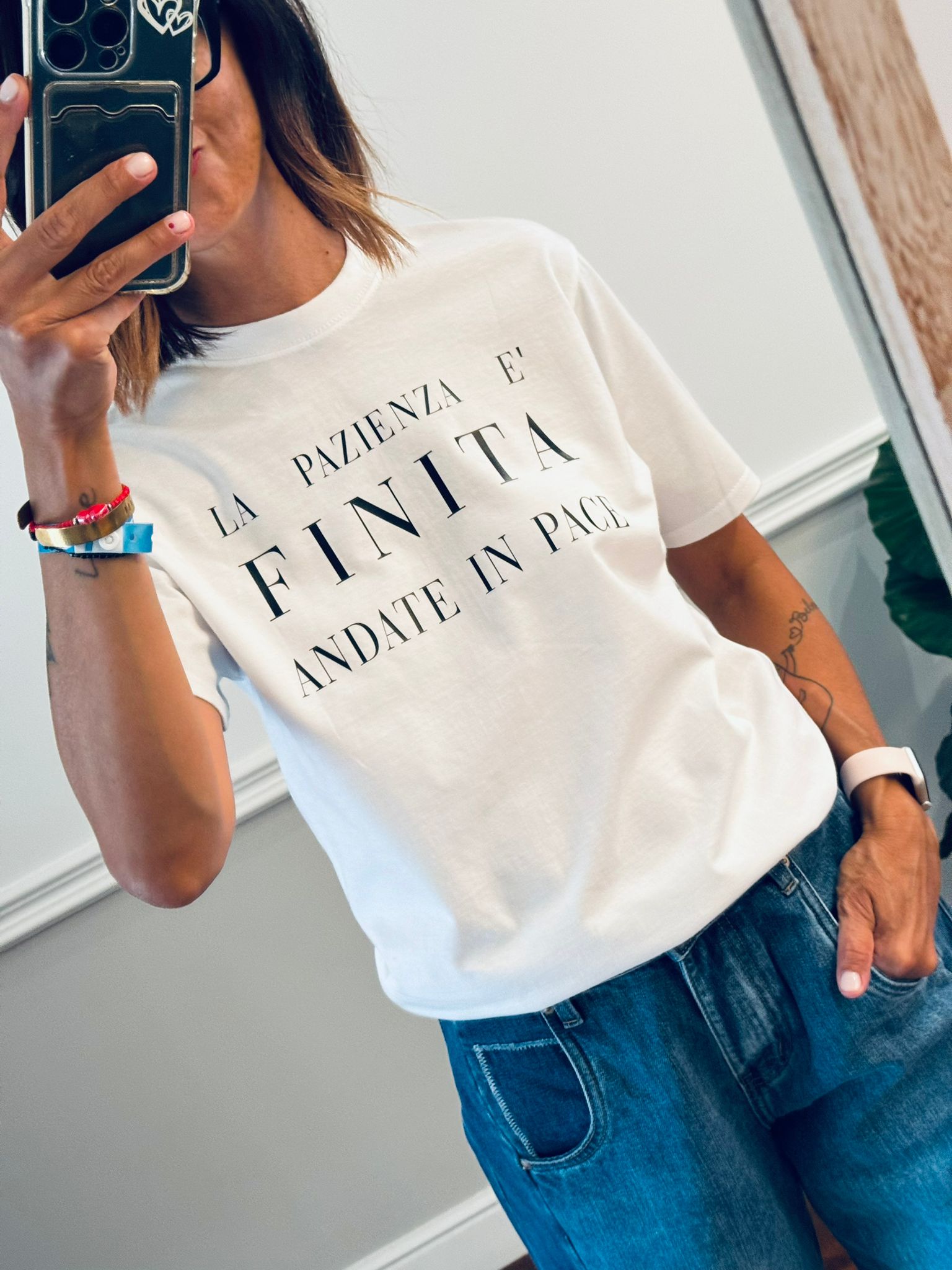 T-shirt La pazienza è finita andate in pace