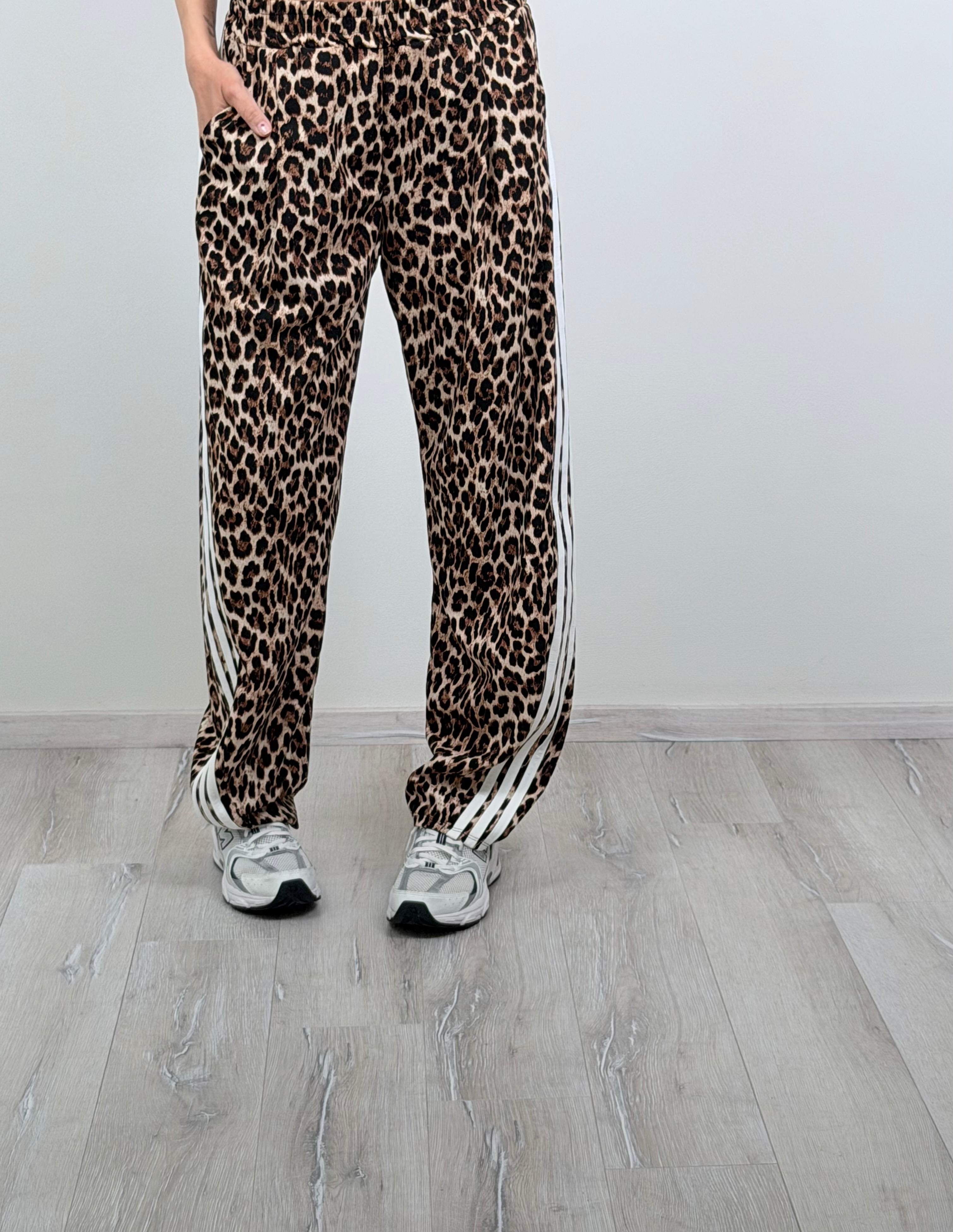 Panta Breaking senza molla macu riga bianca