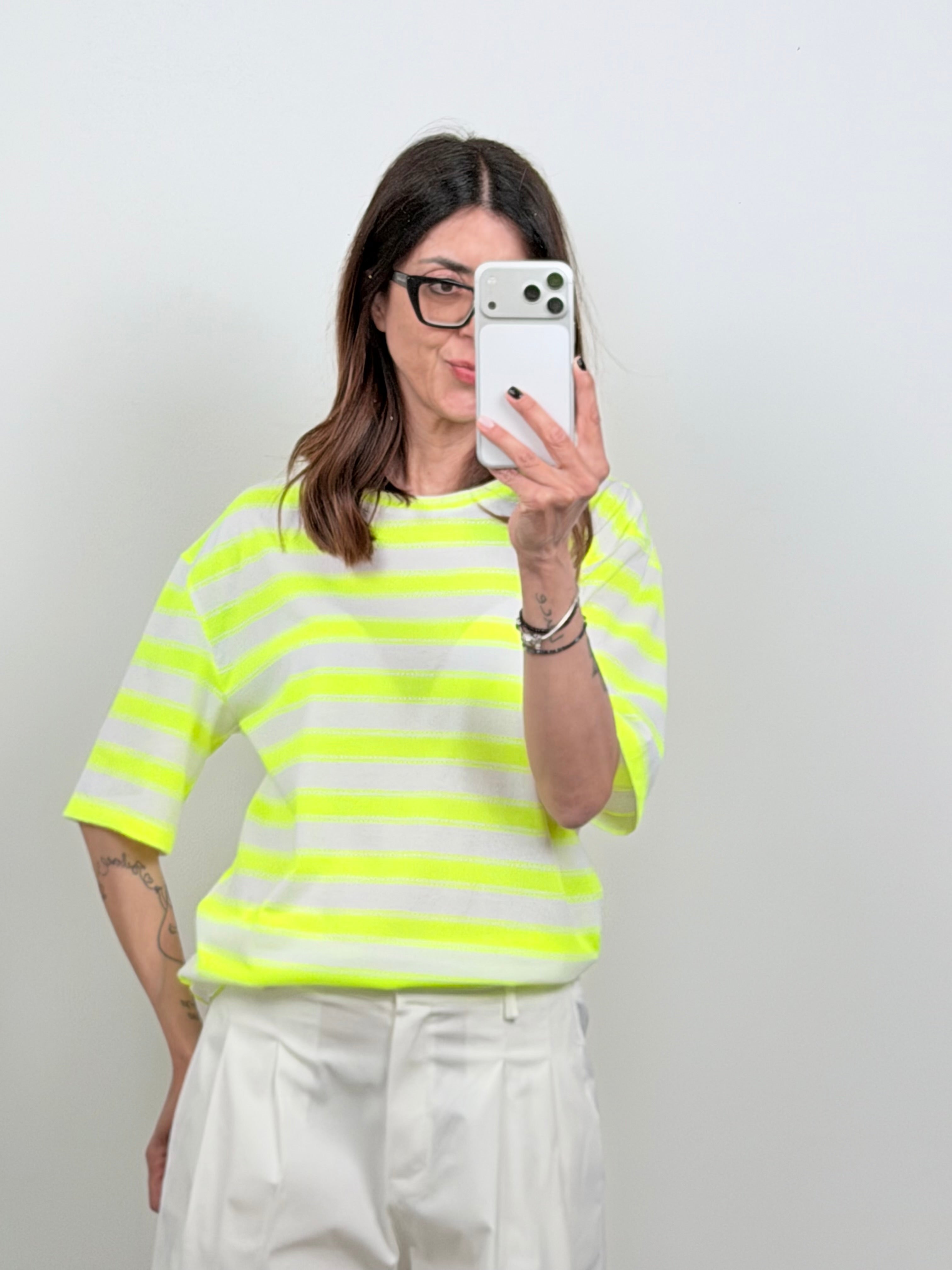 T-SHIRT FLUO by Lumina