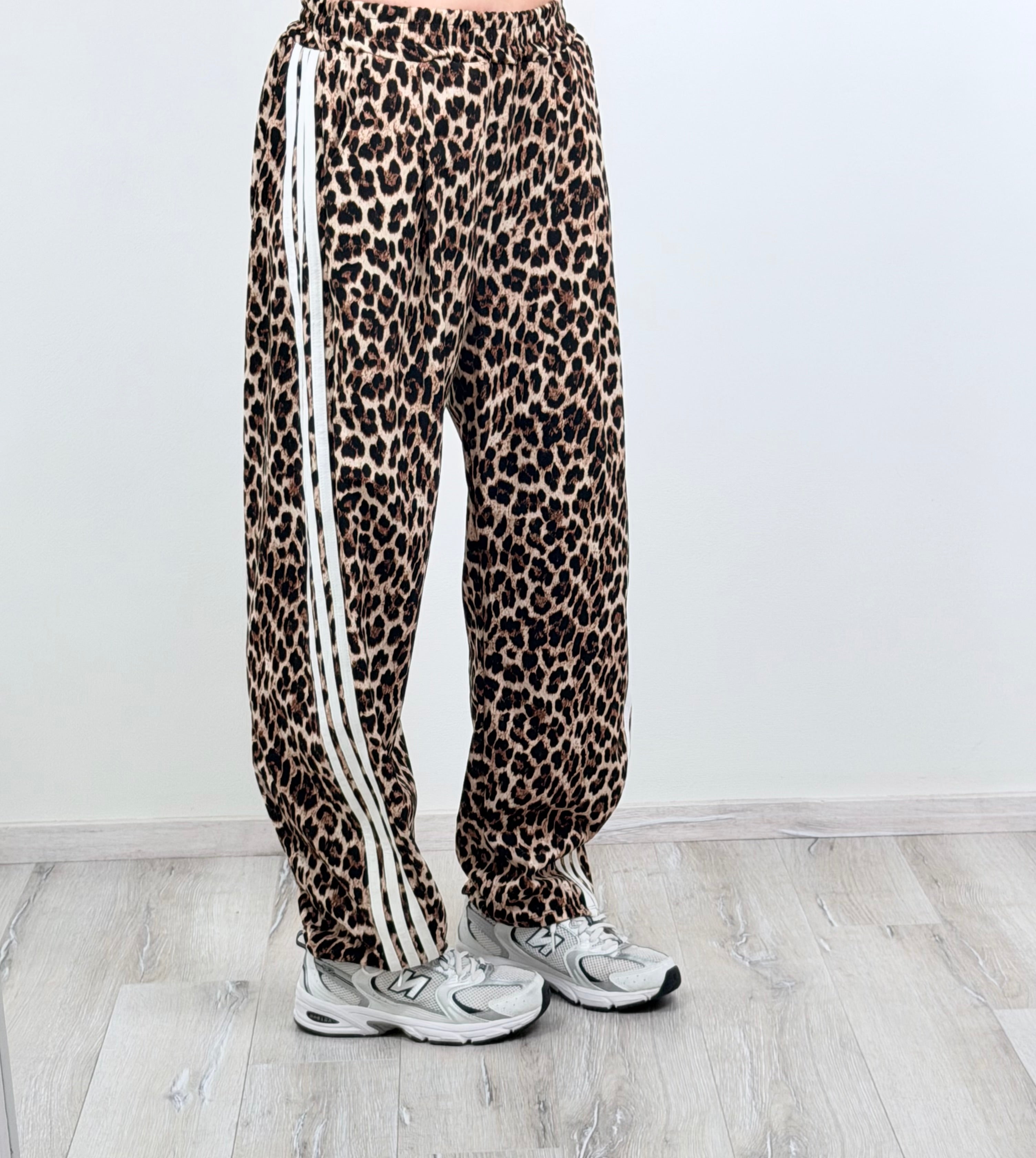 Panta Breaking senza molla macu riga bianca