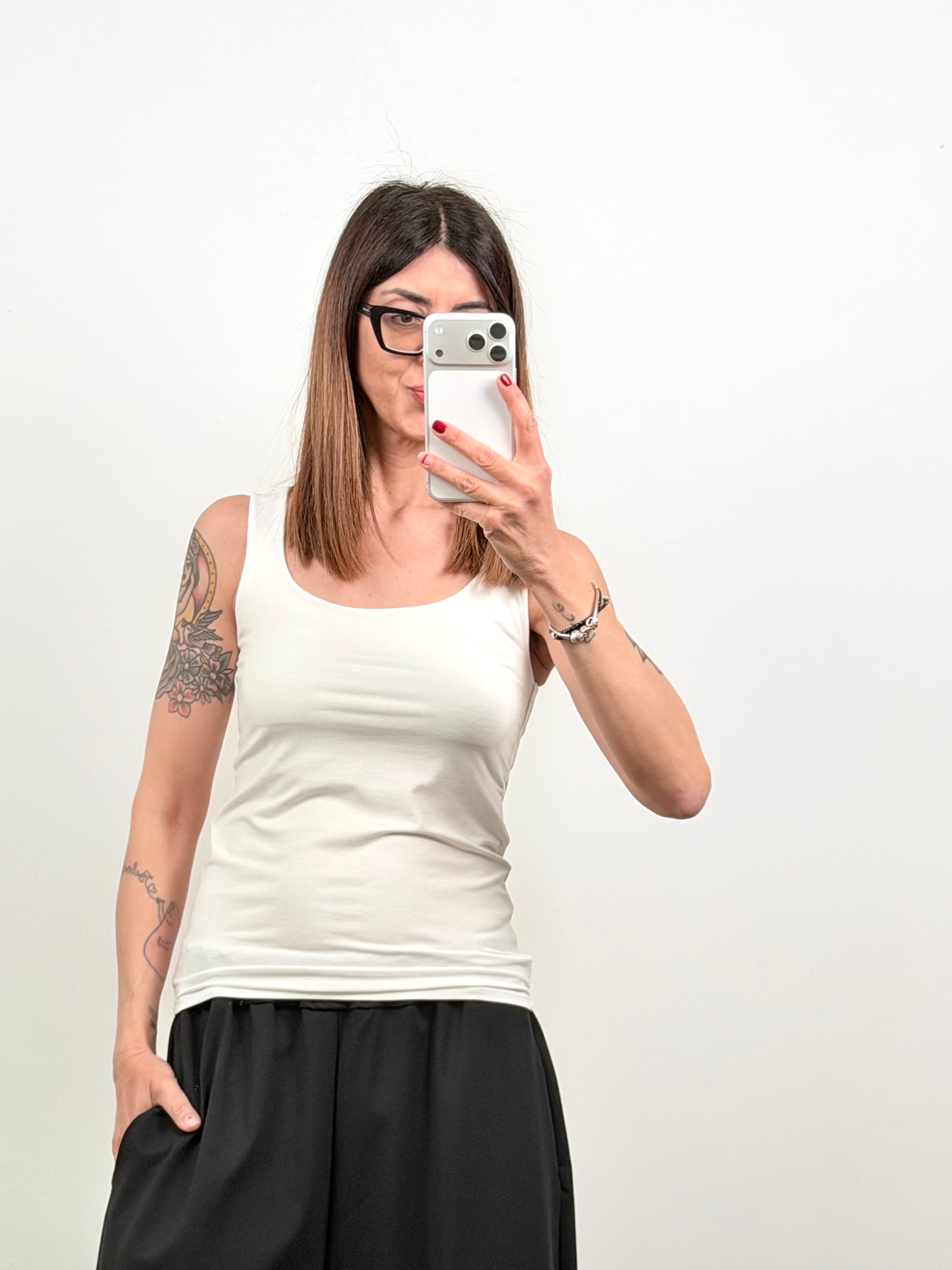 Top canotta basic bianca