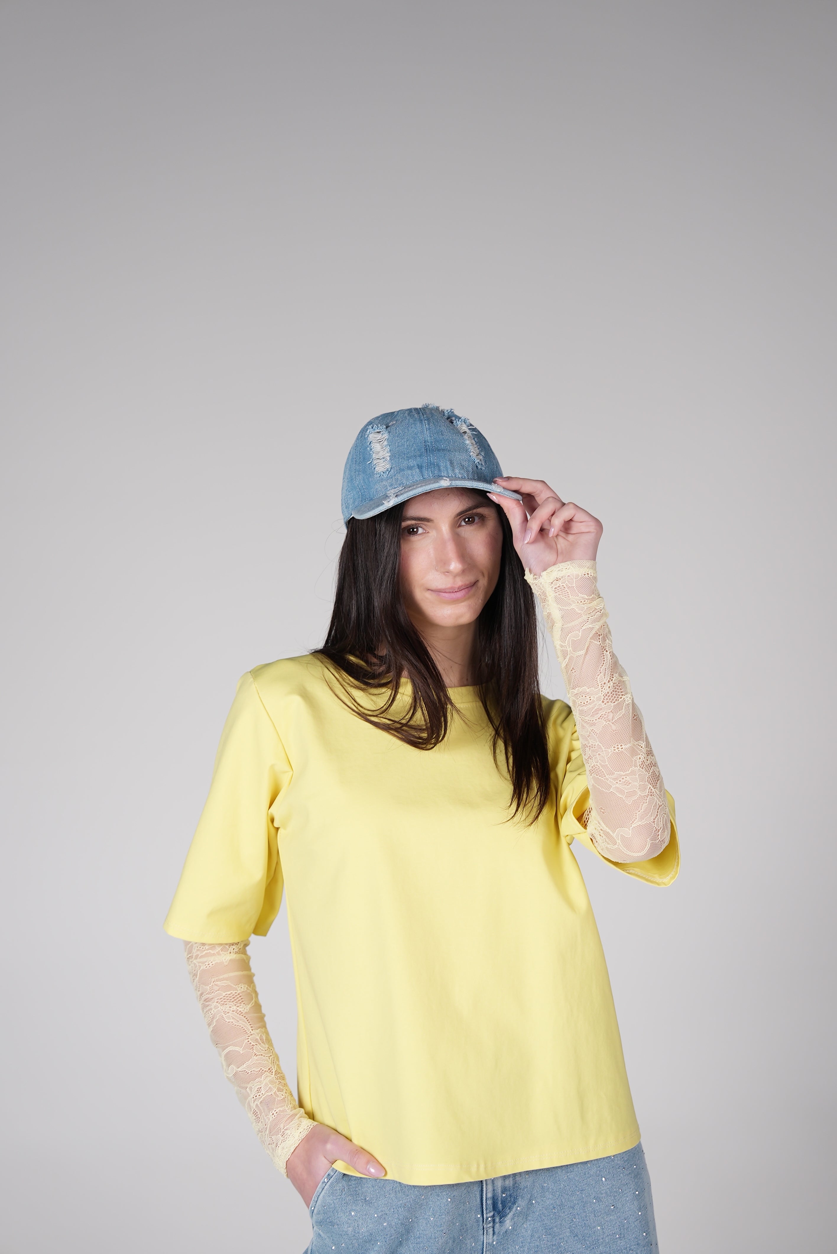 Cappello Baseball con visiera e rotture