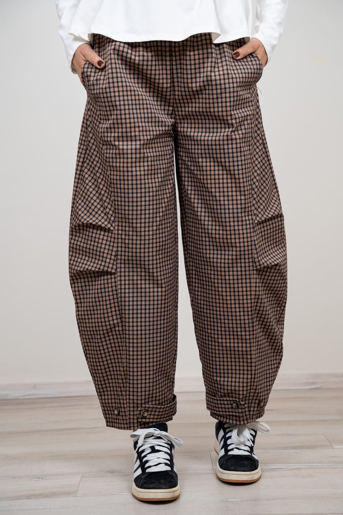 Pantalone Shaki
