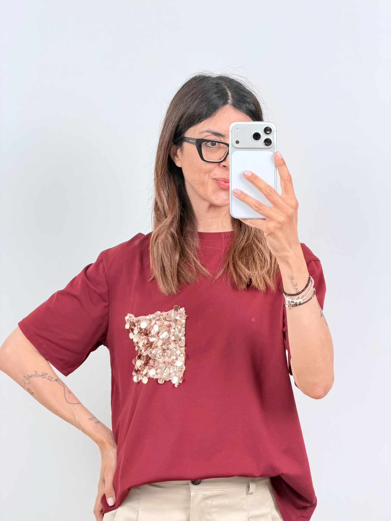 T-shirt Glowing
