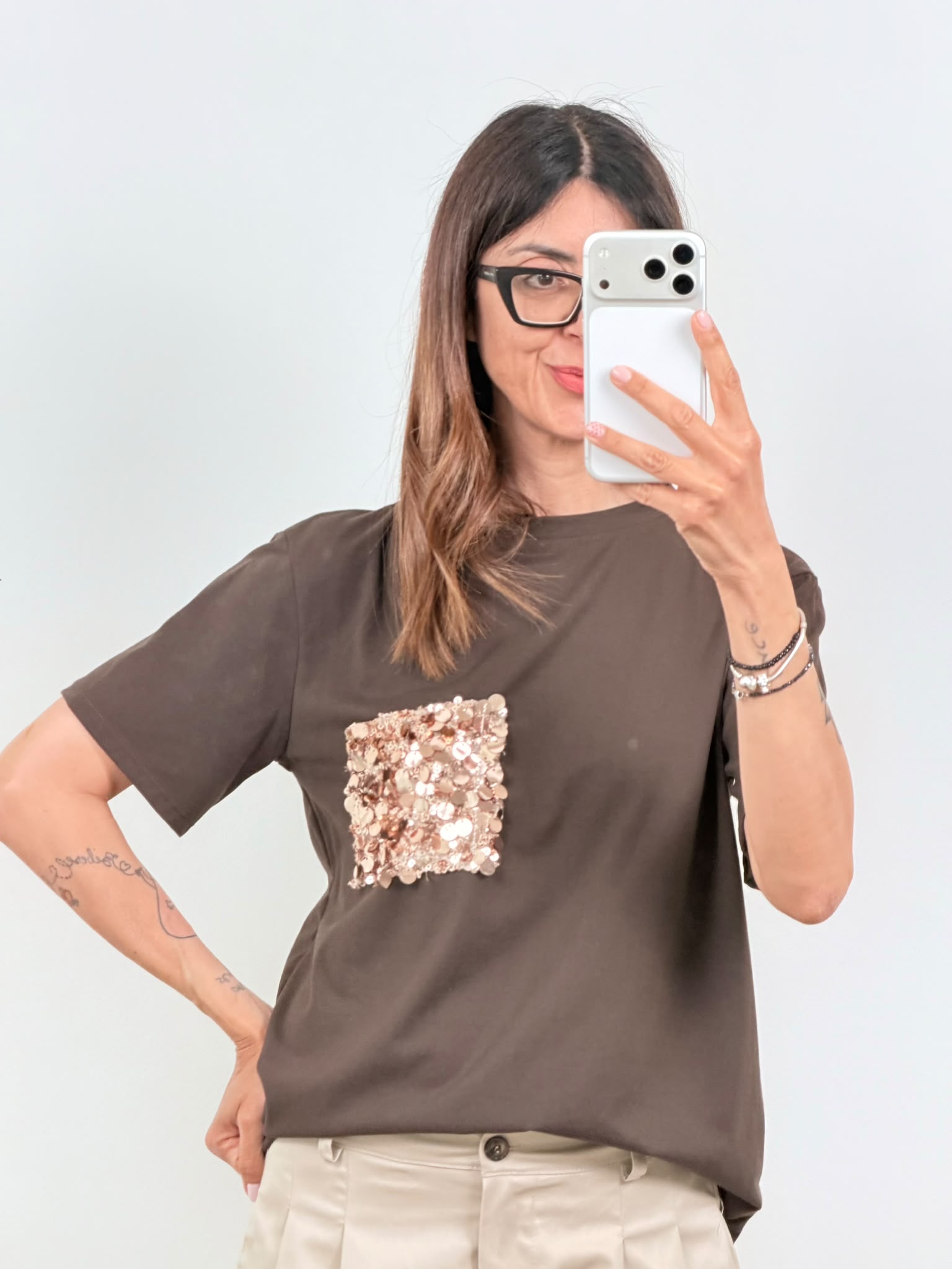 T-shirt Glowing
