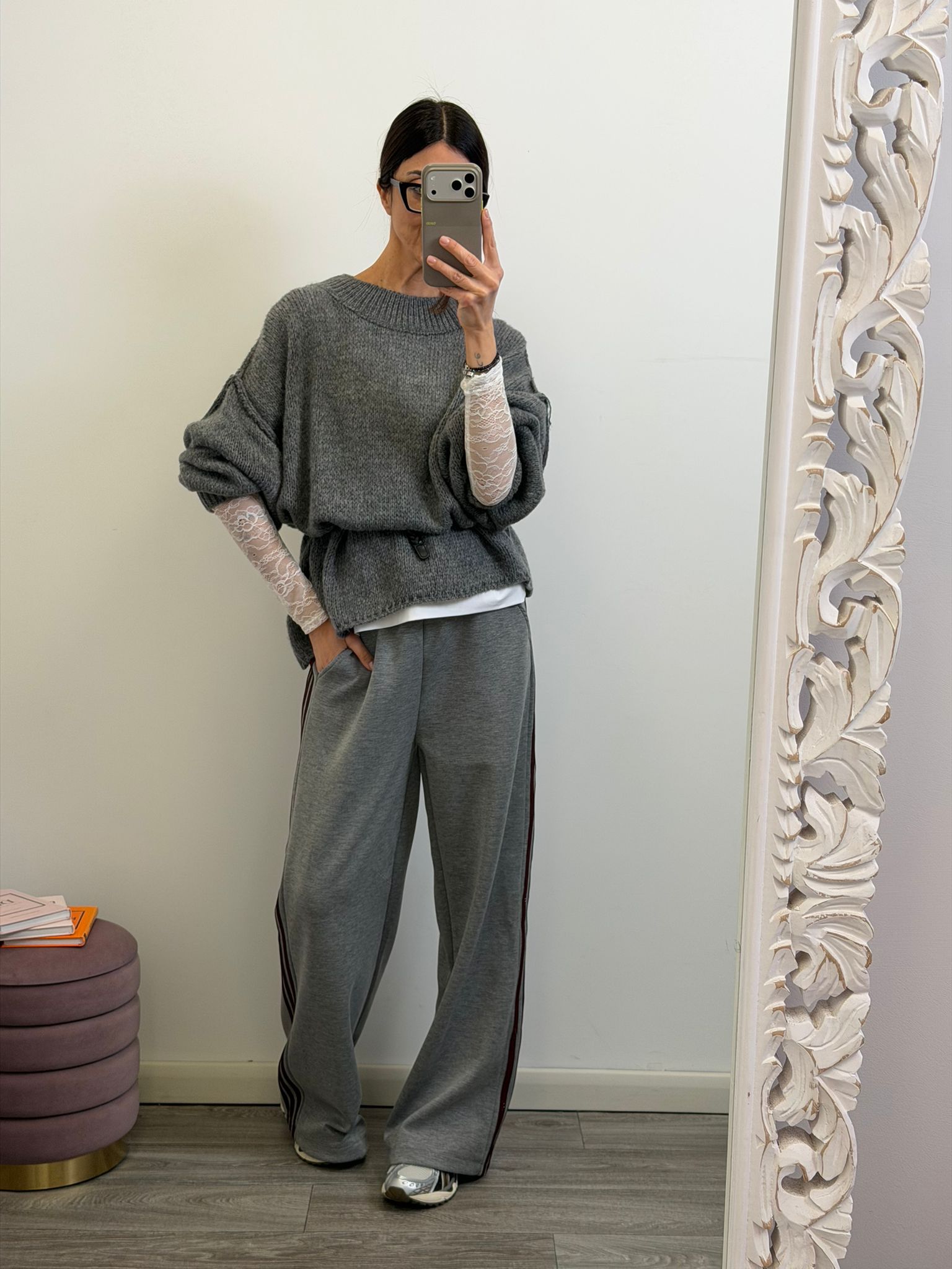 Panta Urban grigio riga burgundy