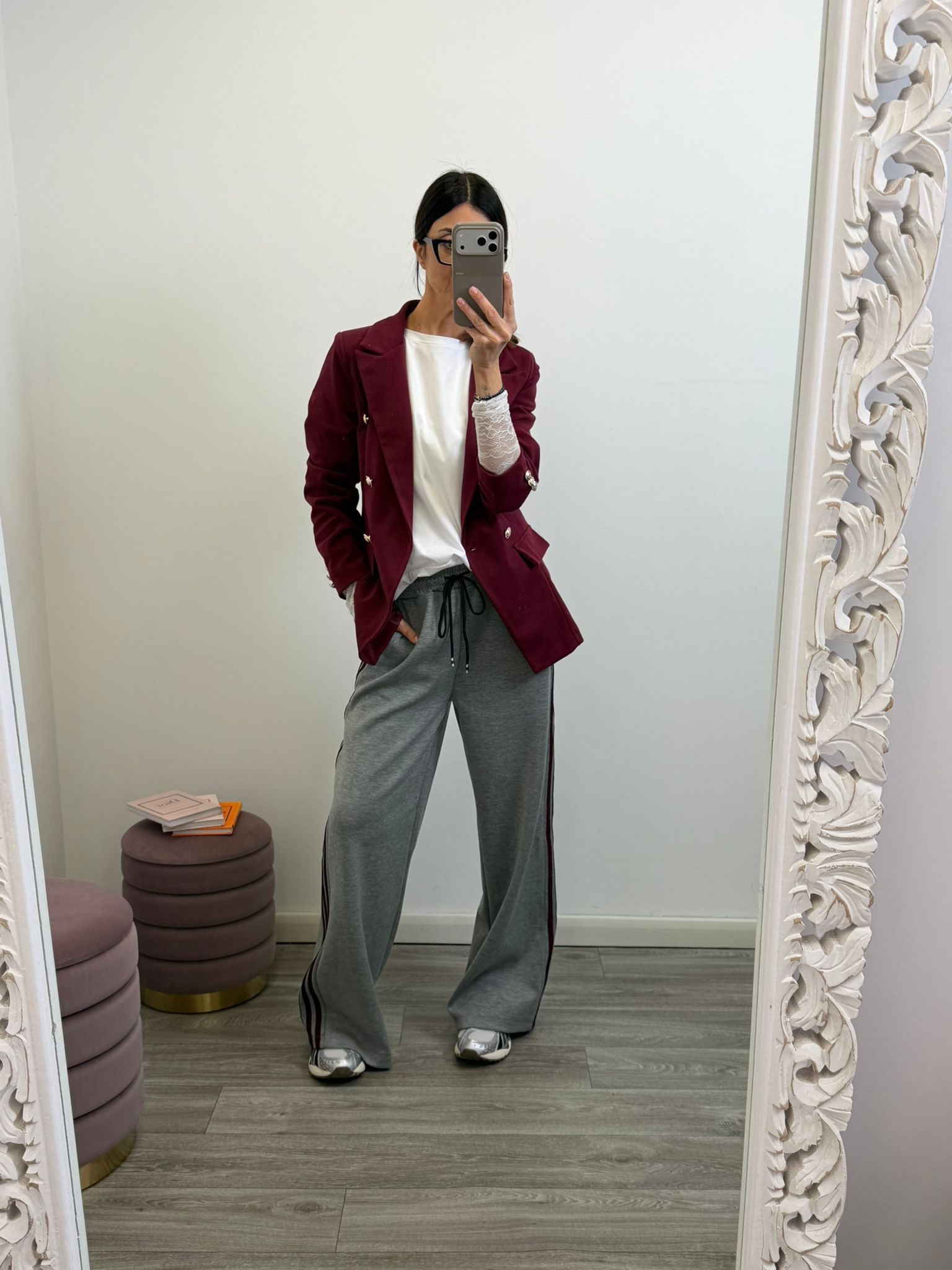 Panta Urban grigio riga burgundy