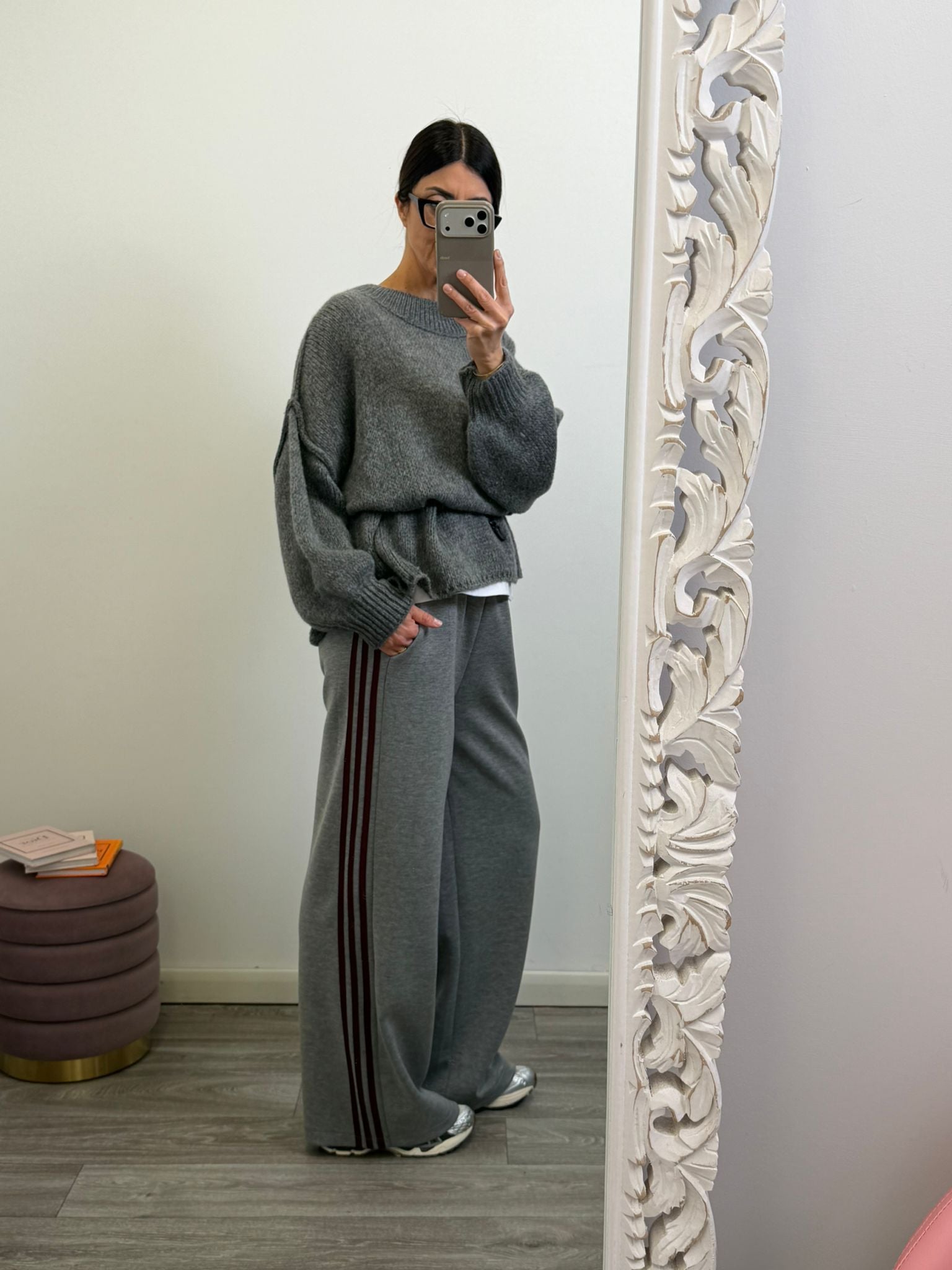 Panta Urban grigio riga burgundy