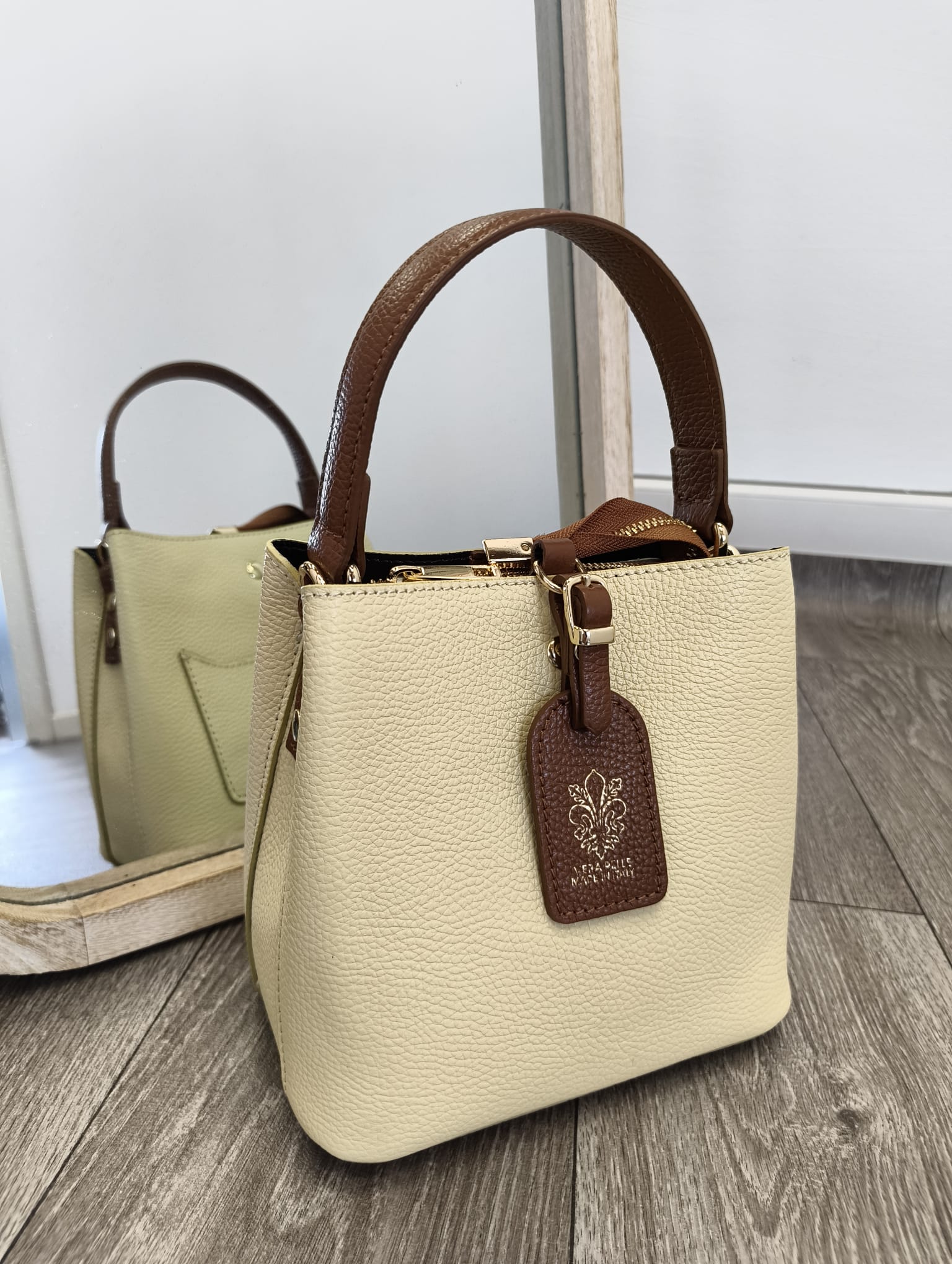 Borsa Kate