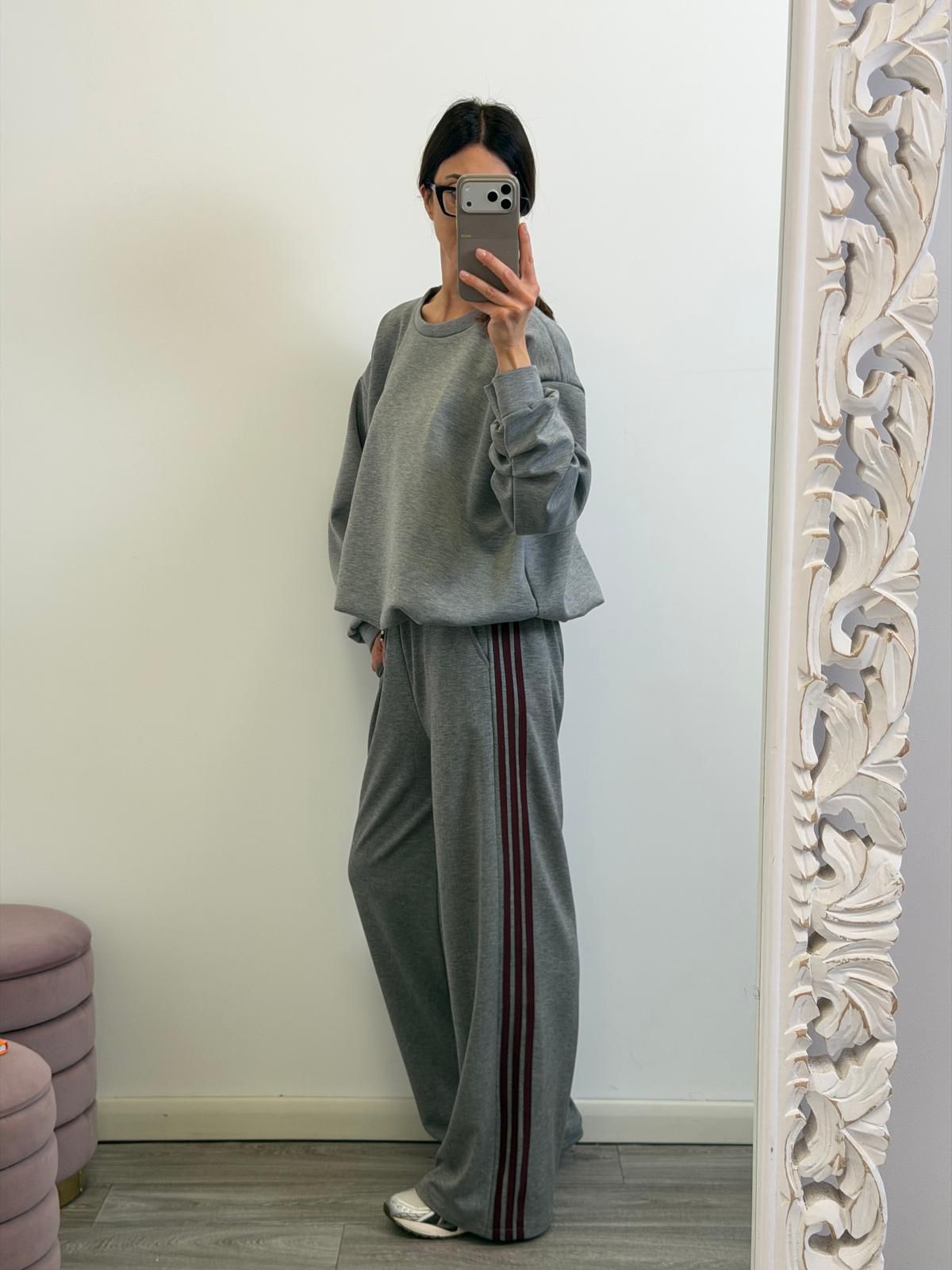 Panta Urban grigio riga burgundy