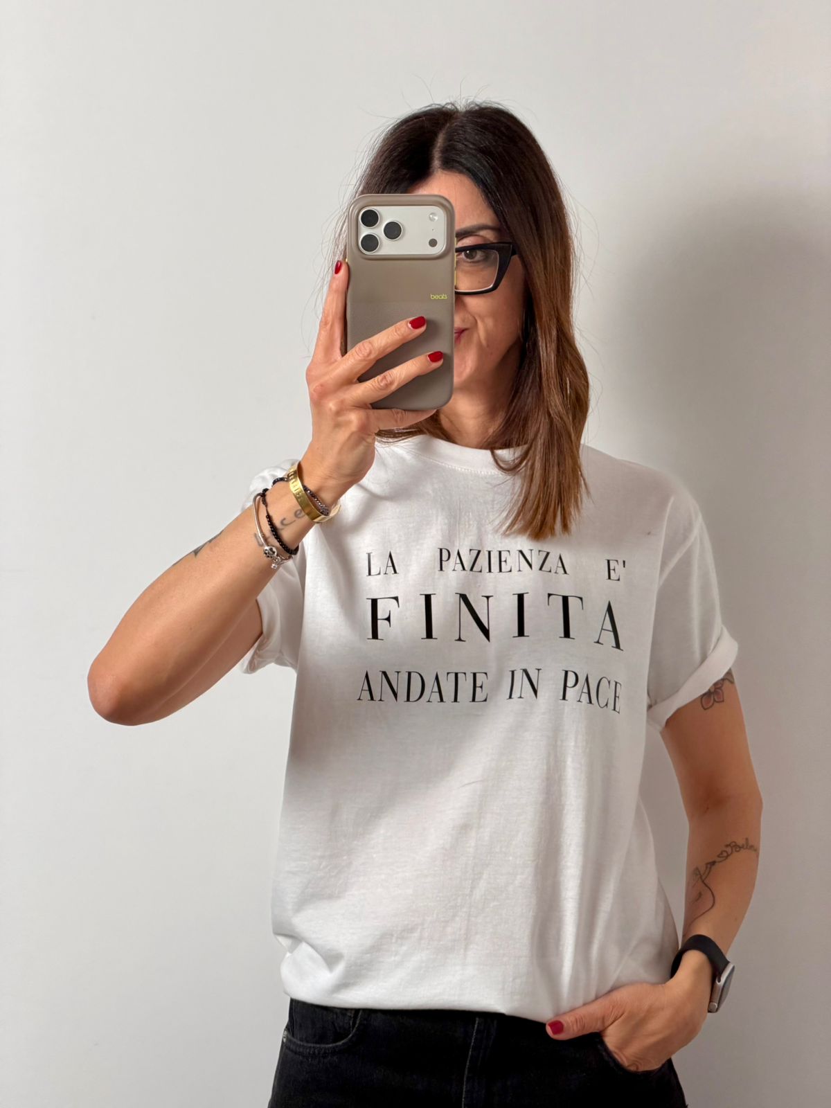 T-shirt La pazienza è finita andate in pace
