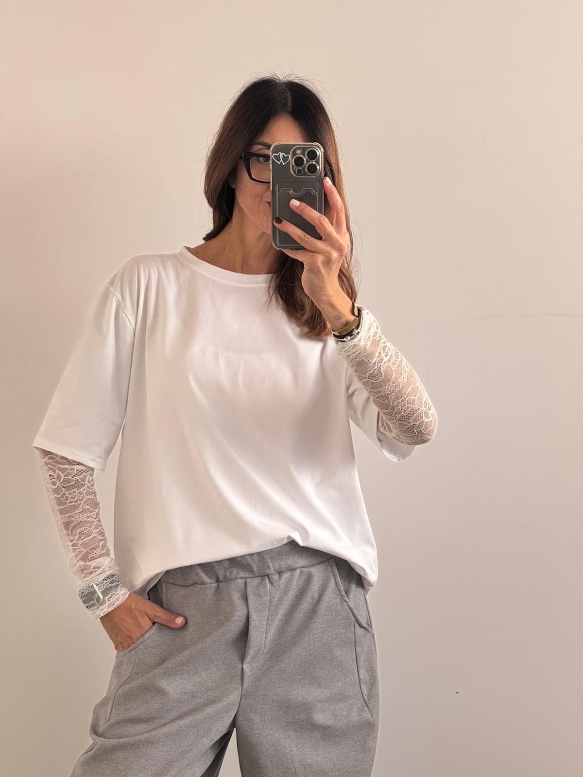 T-shirt Lace