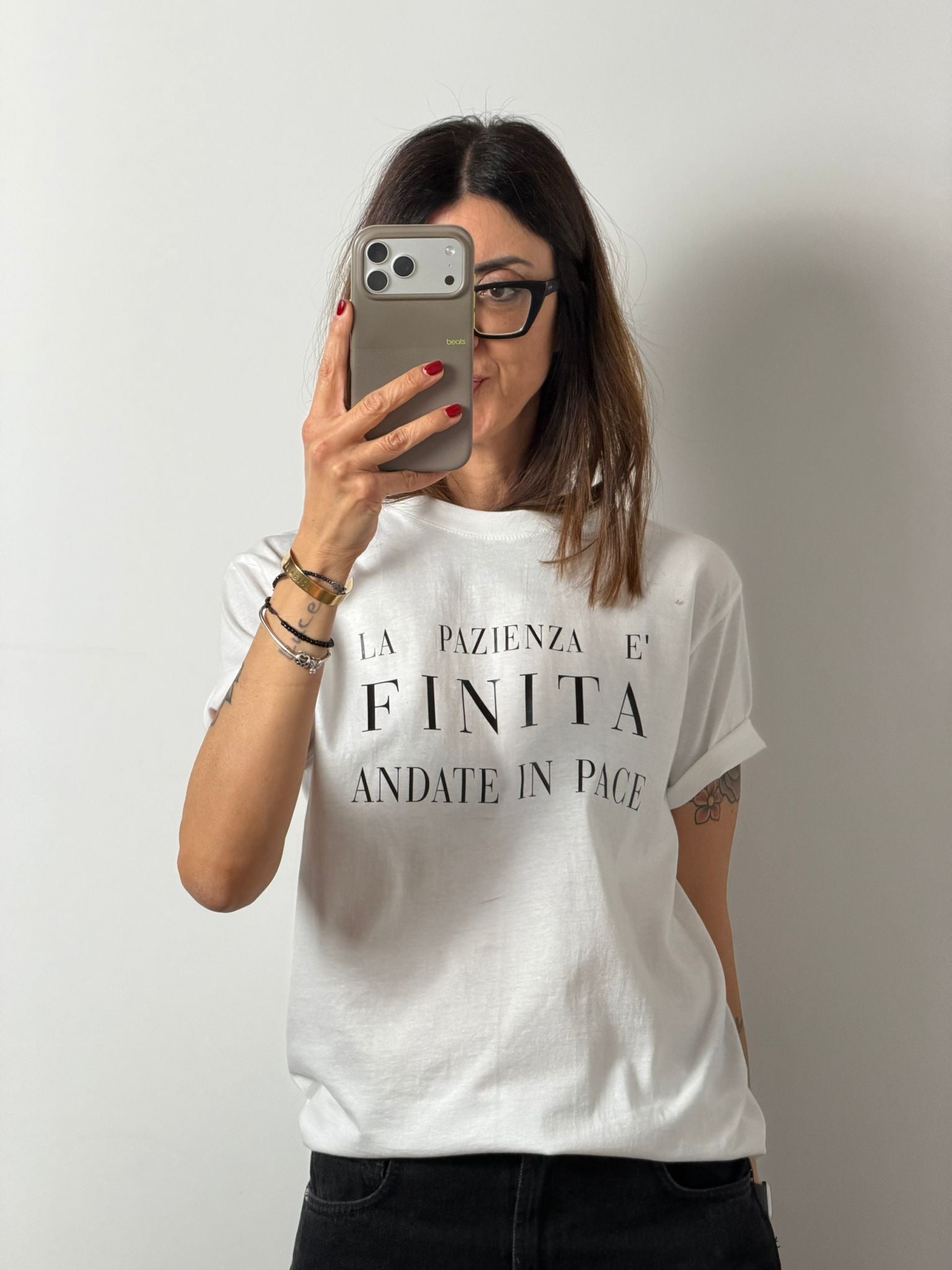 T-shirt La pazienza è finita andate in pace