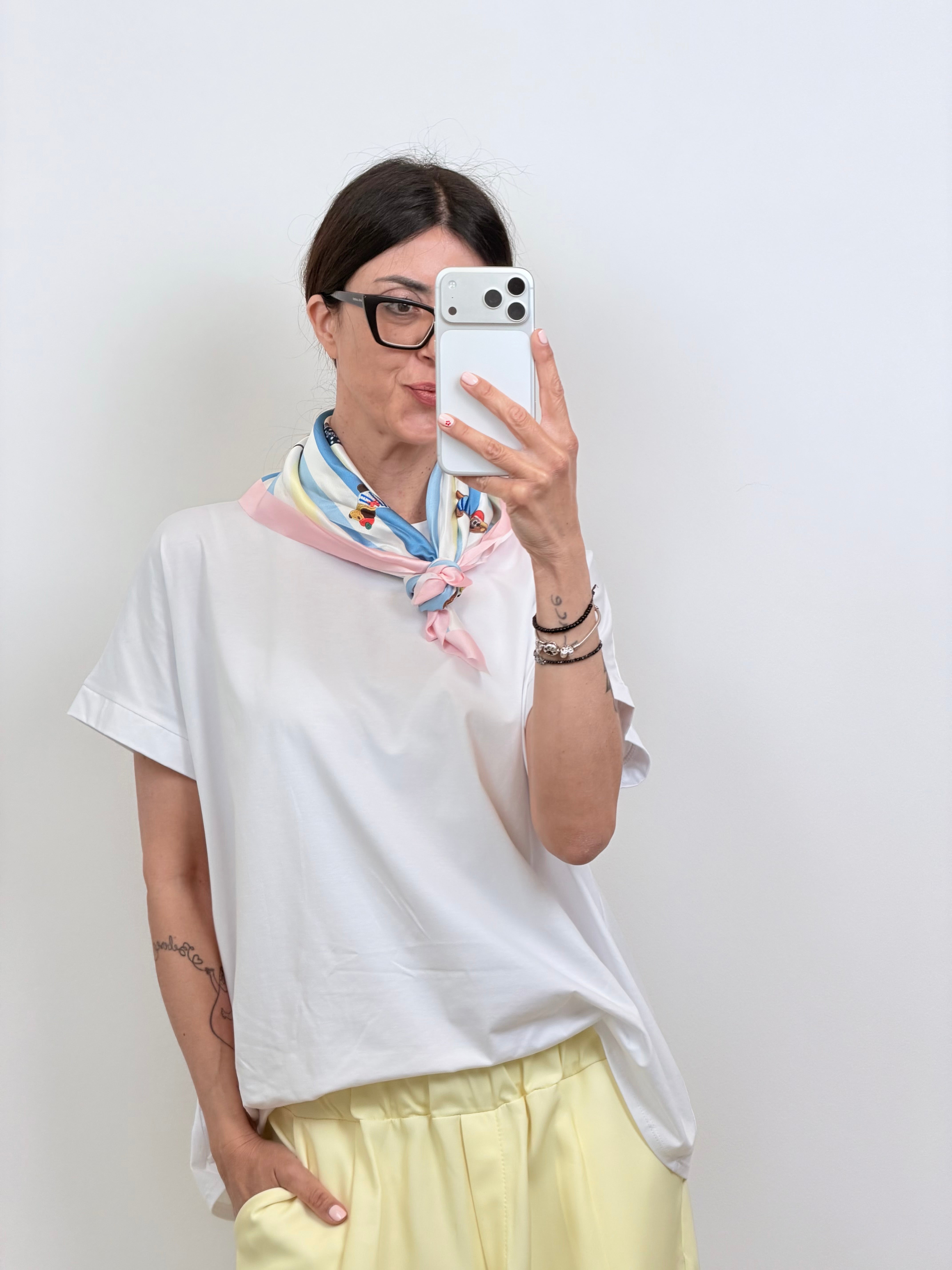 T-shirt Foulard