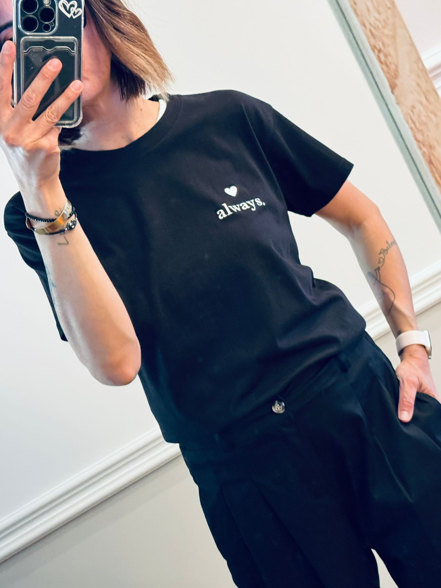 T-shirt con stampa 🖤 always.