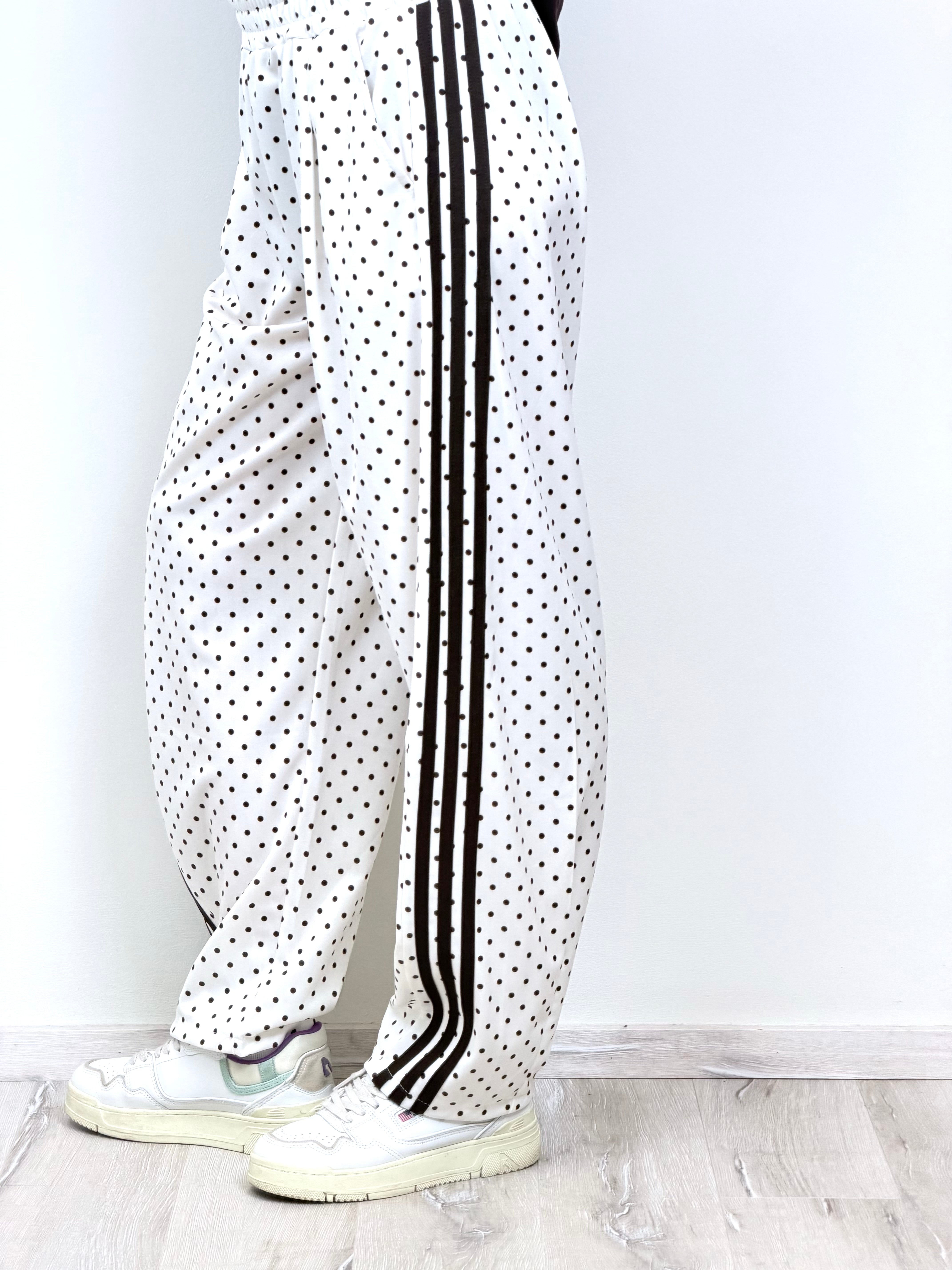 Panta Breaking Polka Dots