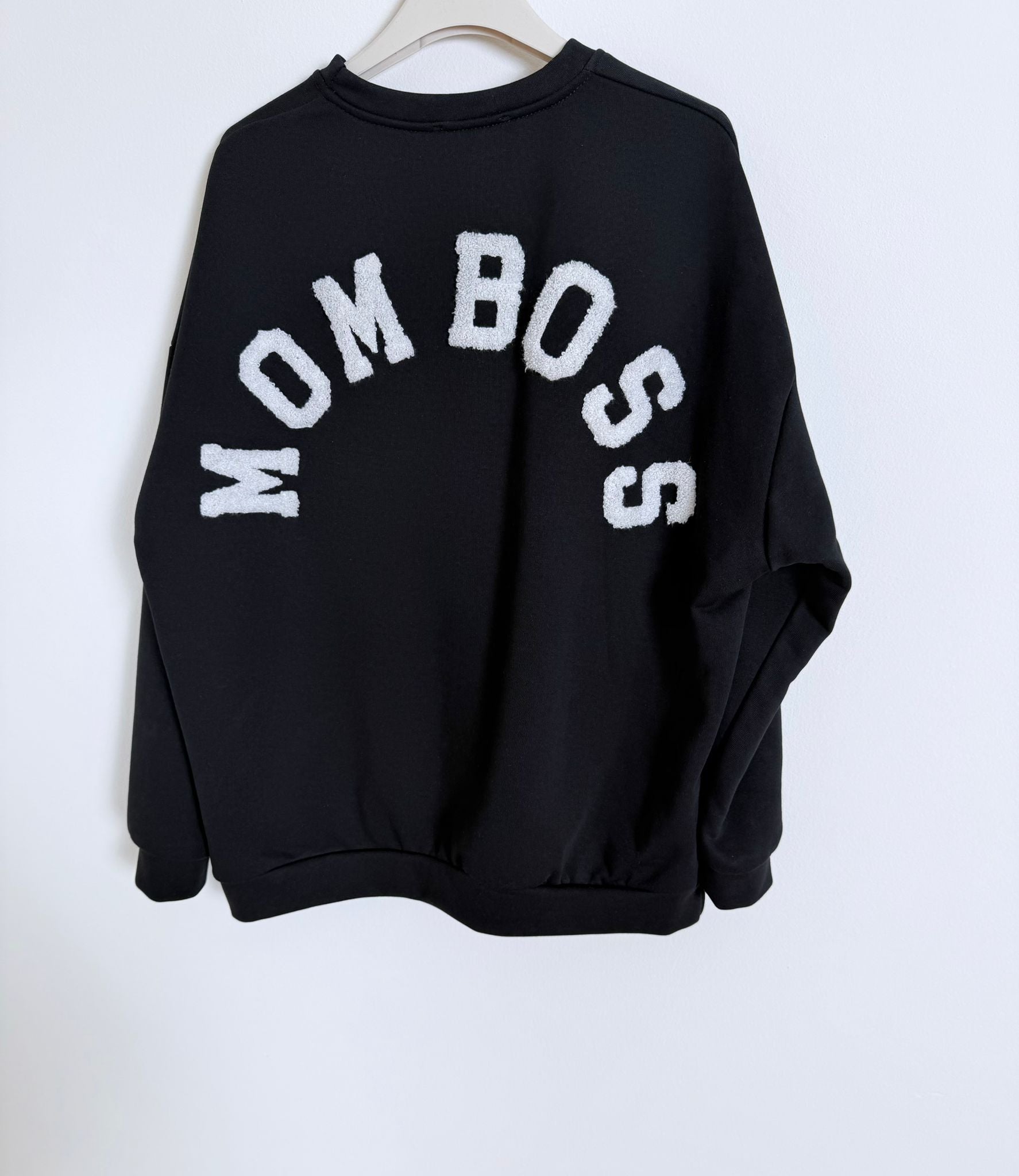Felpa Mom Boss nera