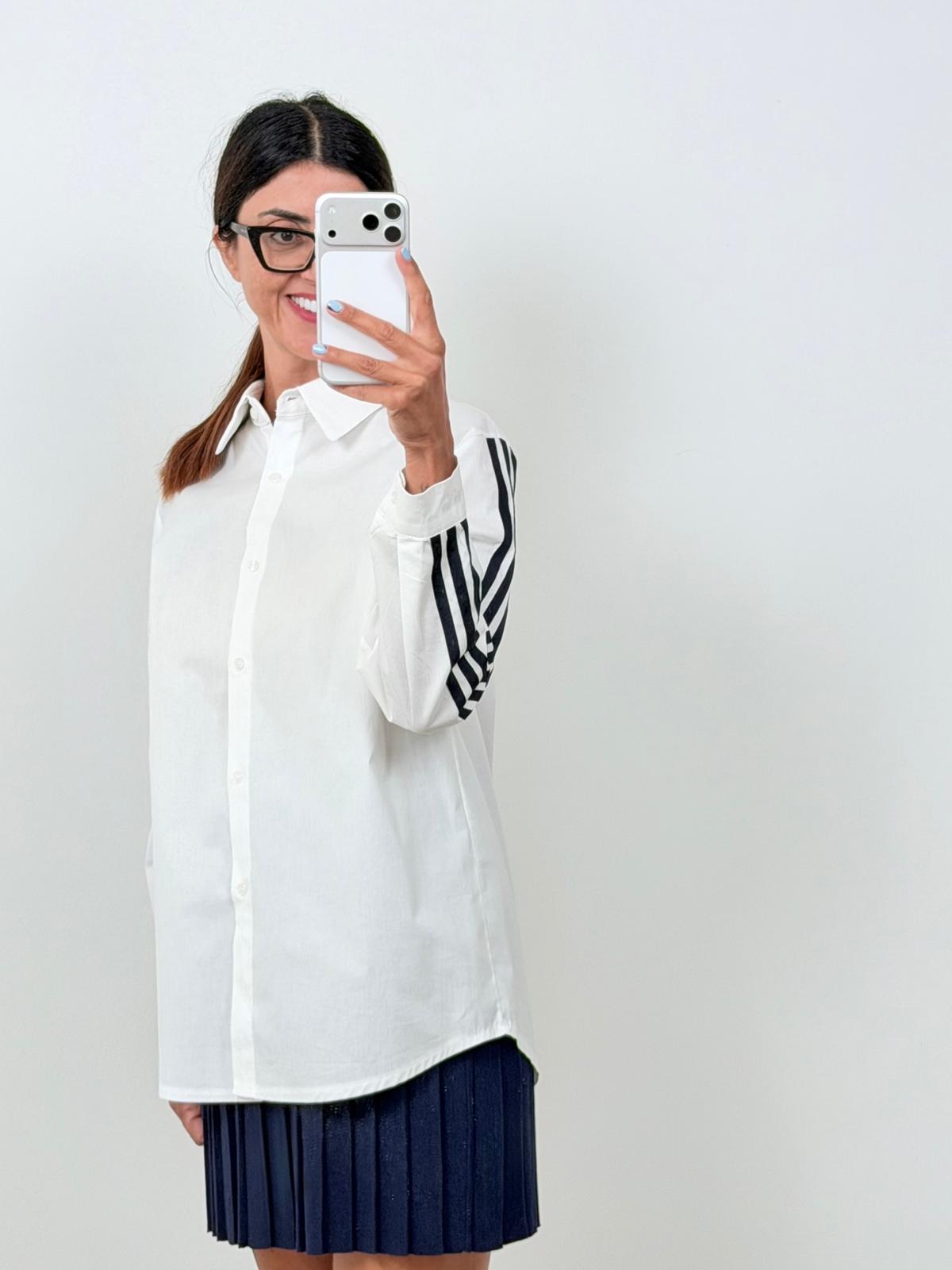Camicia College