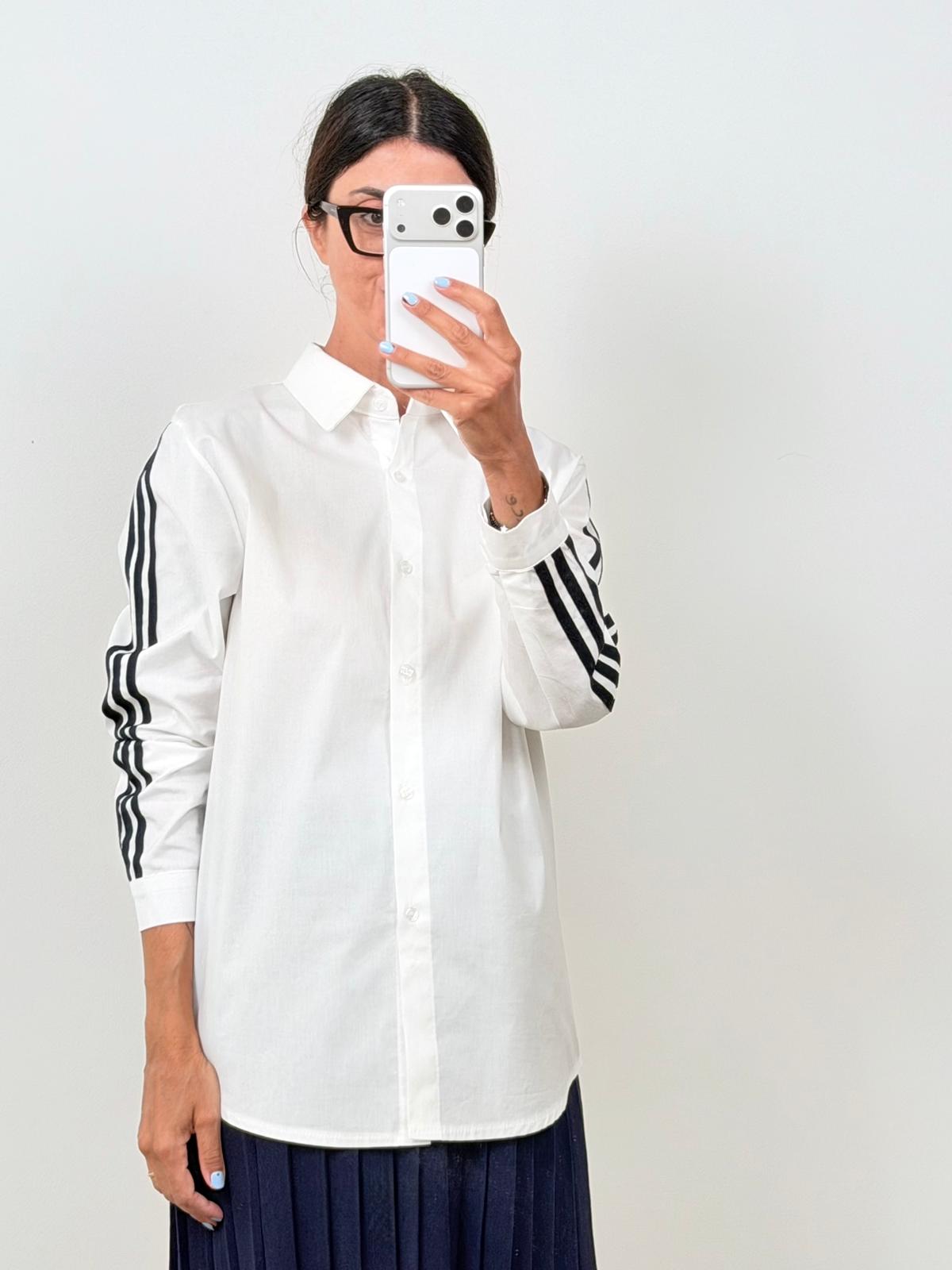 Camicia College