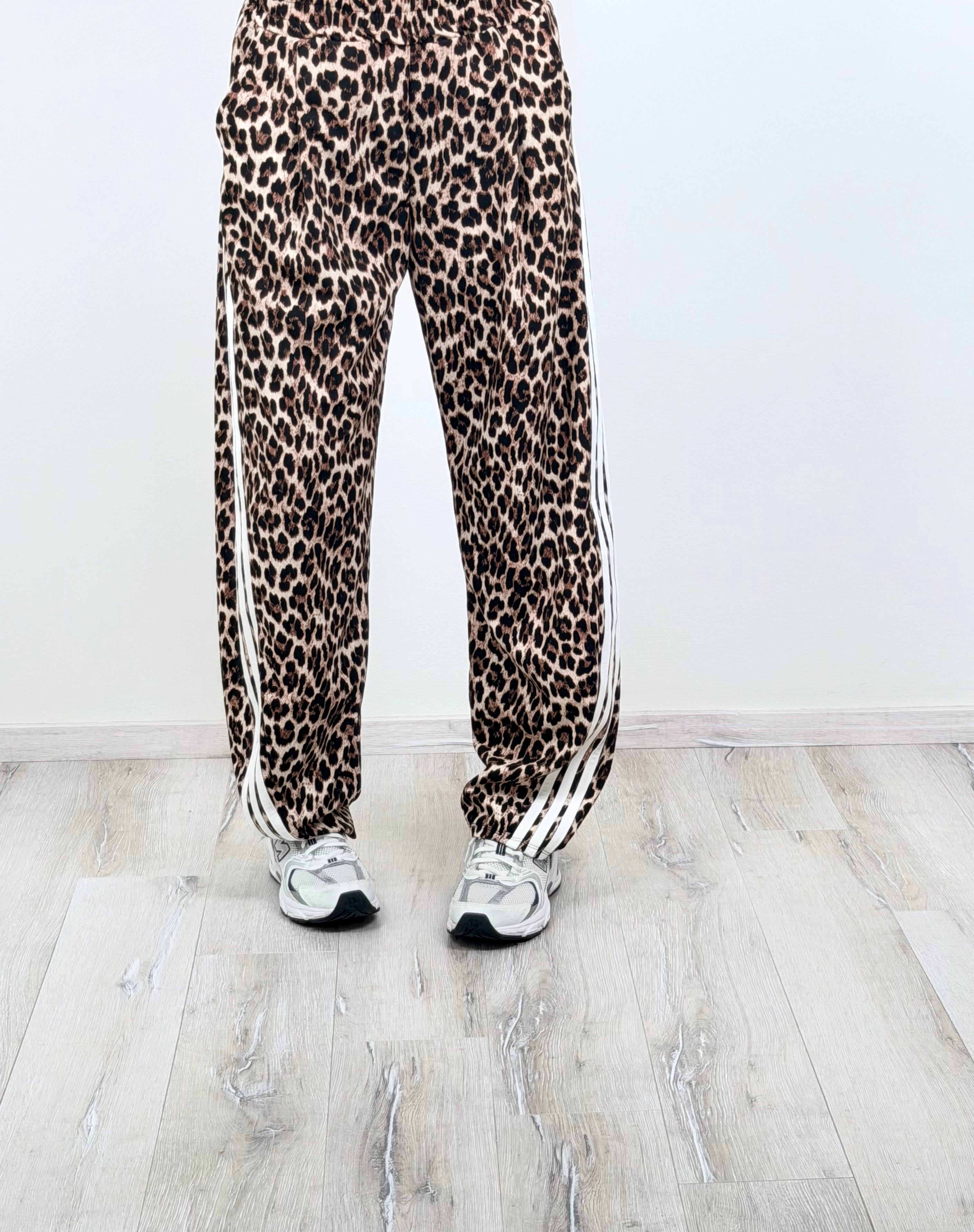 Panta Breaking senza molla macu riga bianca