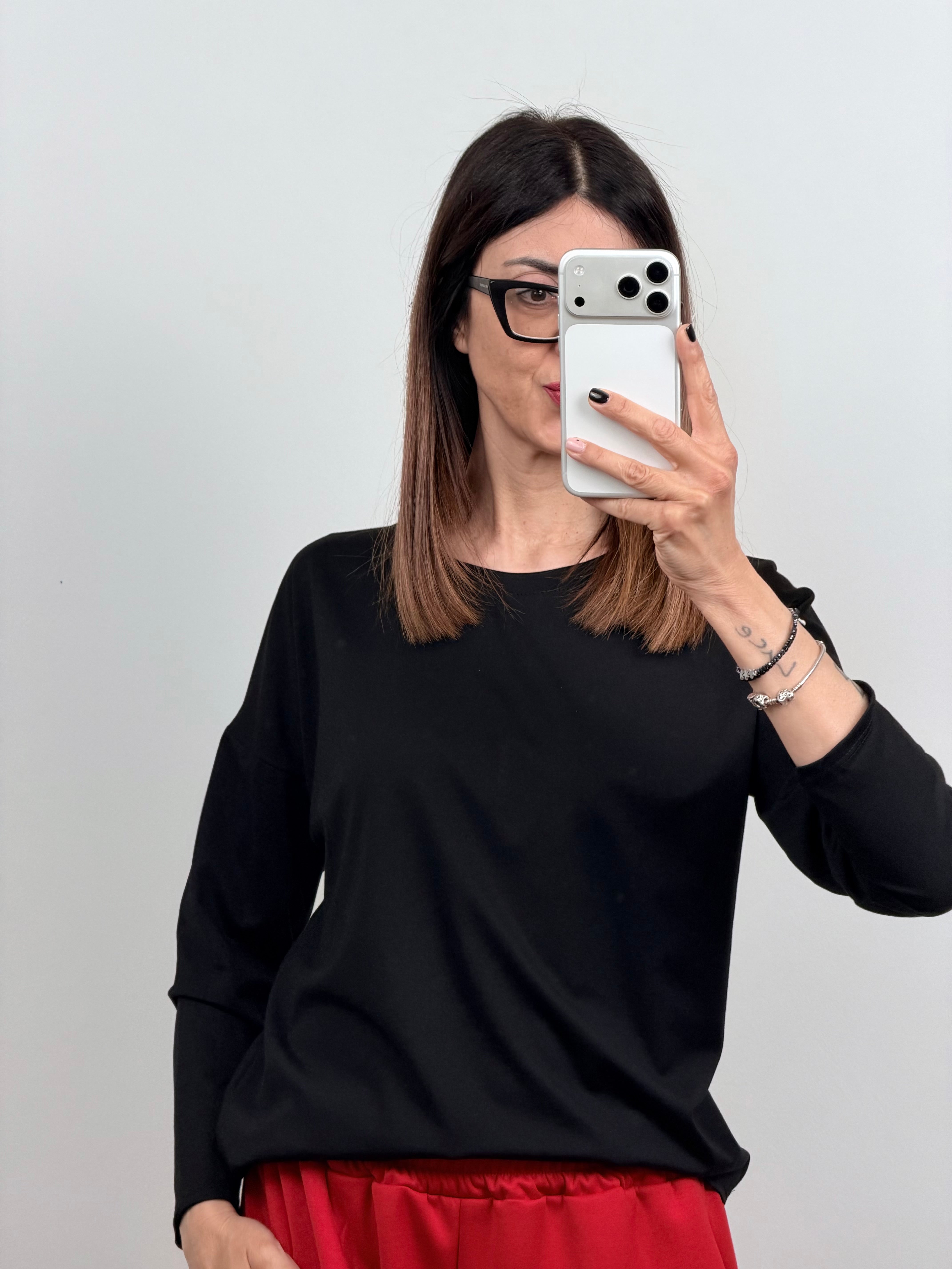 T-shirt Capri manica lunga nera