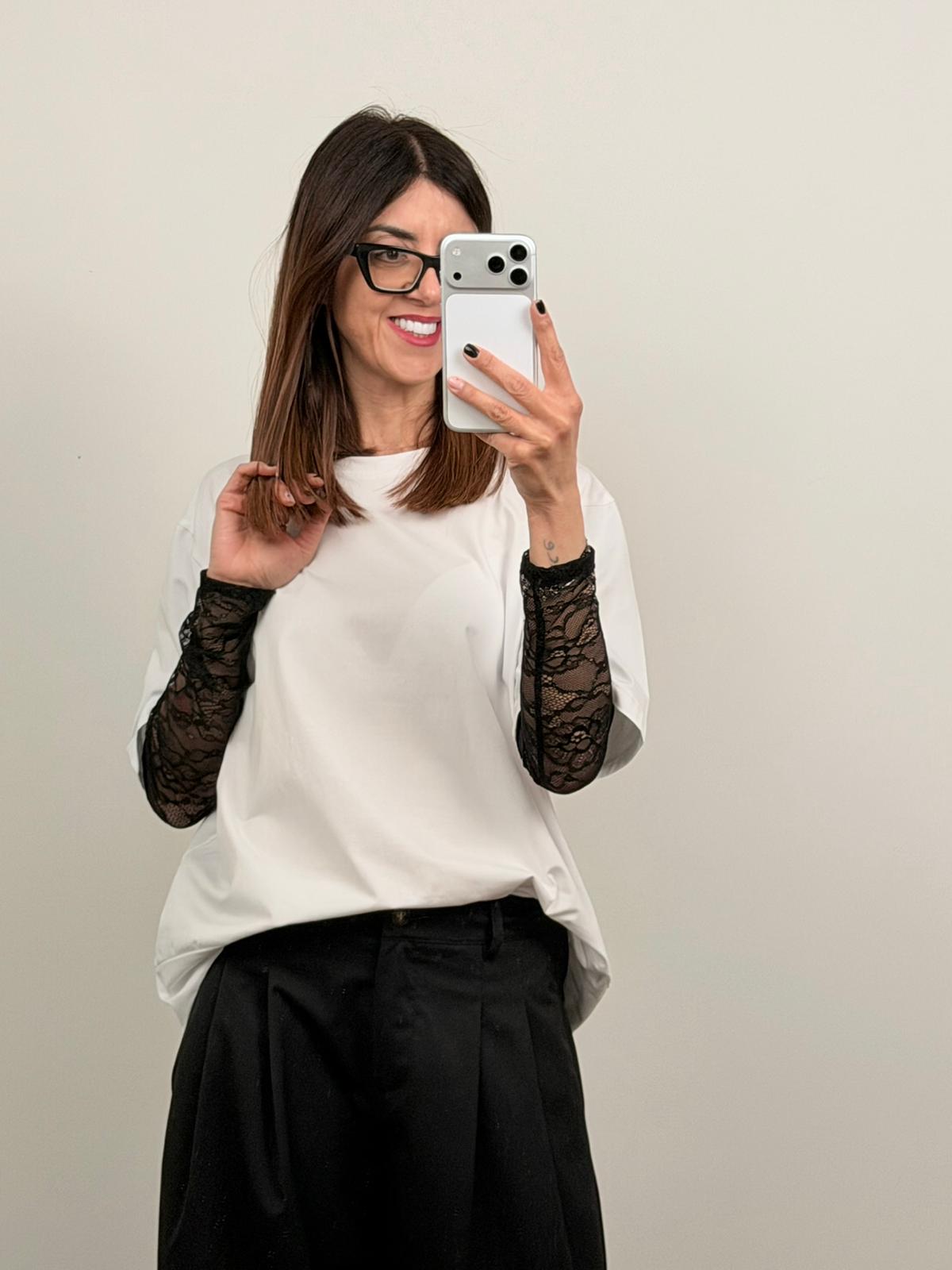 T-shirt Lace
