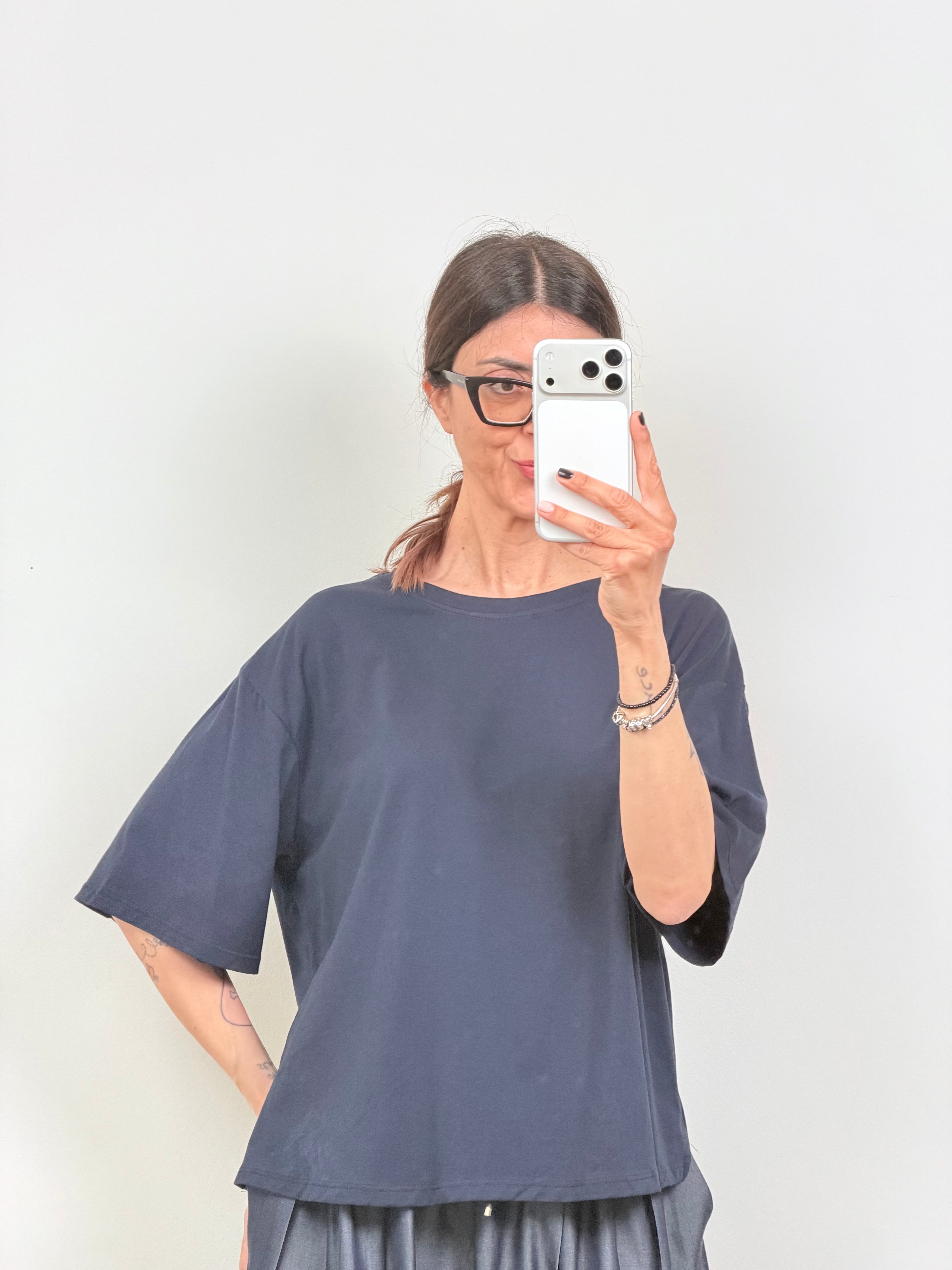 T-shirt basic over blu