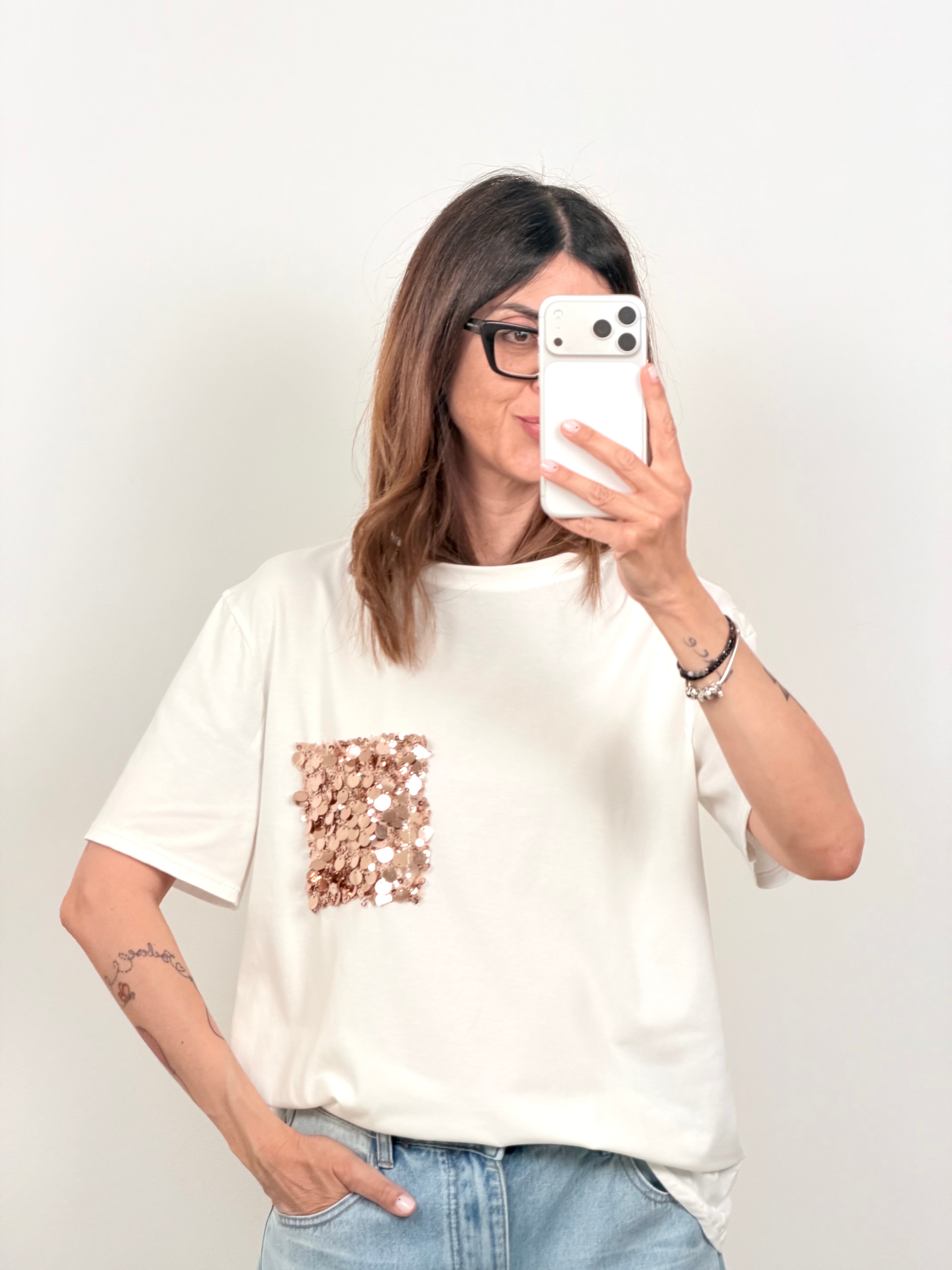 T-shirt Glowing