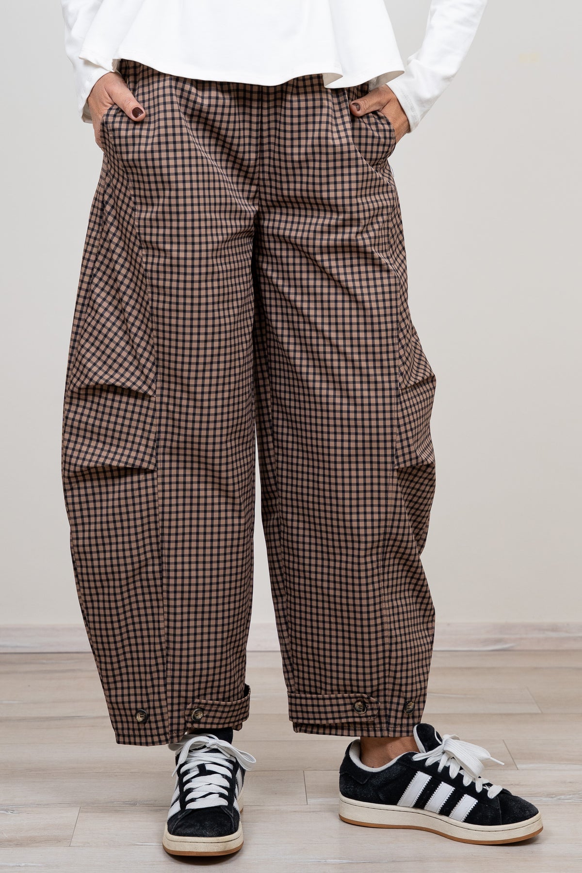 Pantalone Shaki