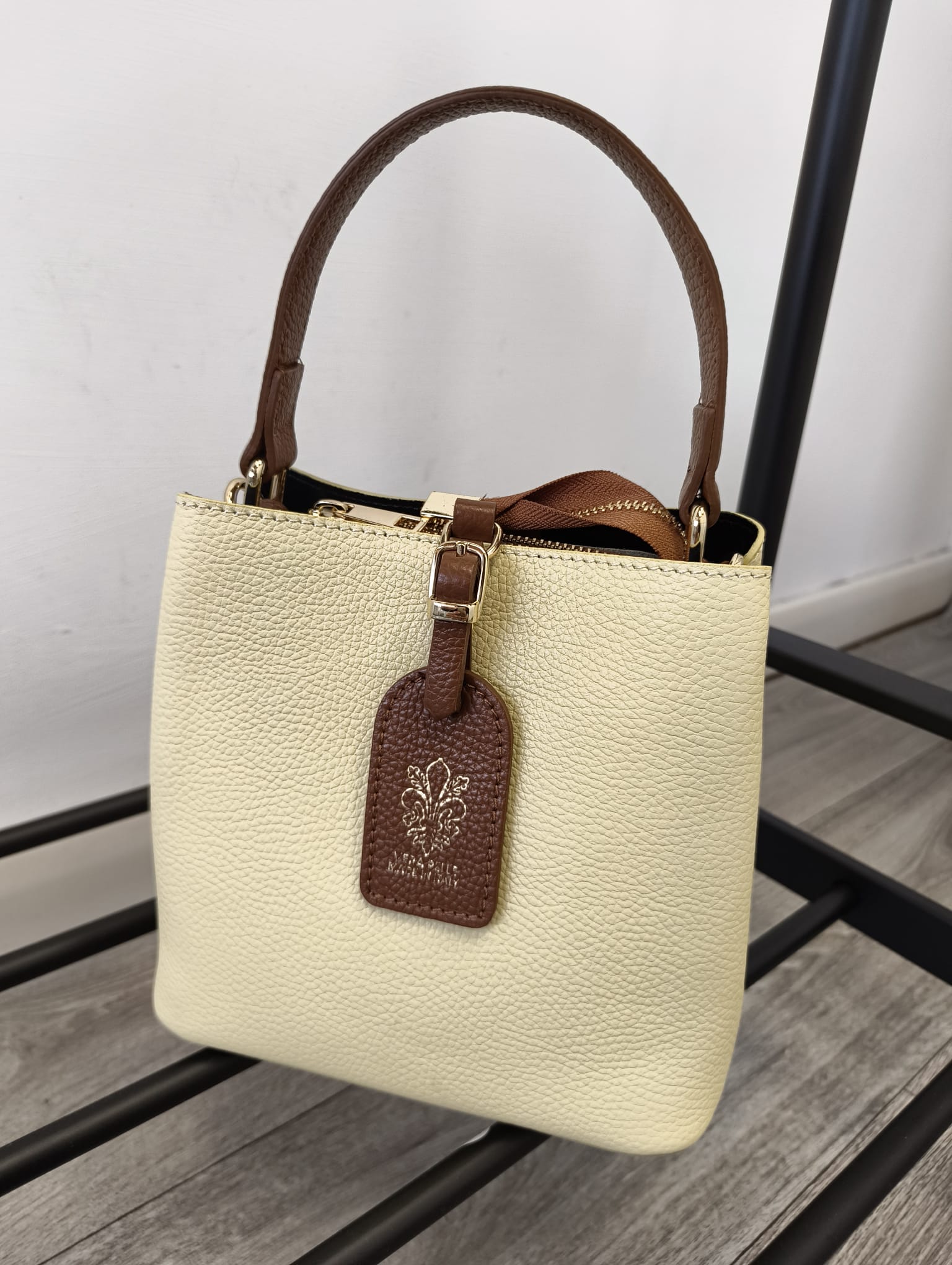 Borsa Kate