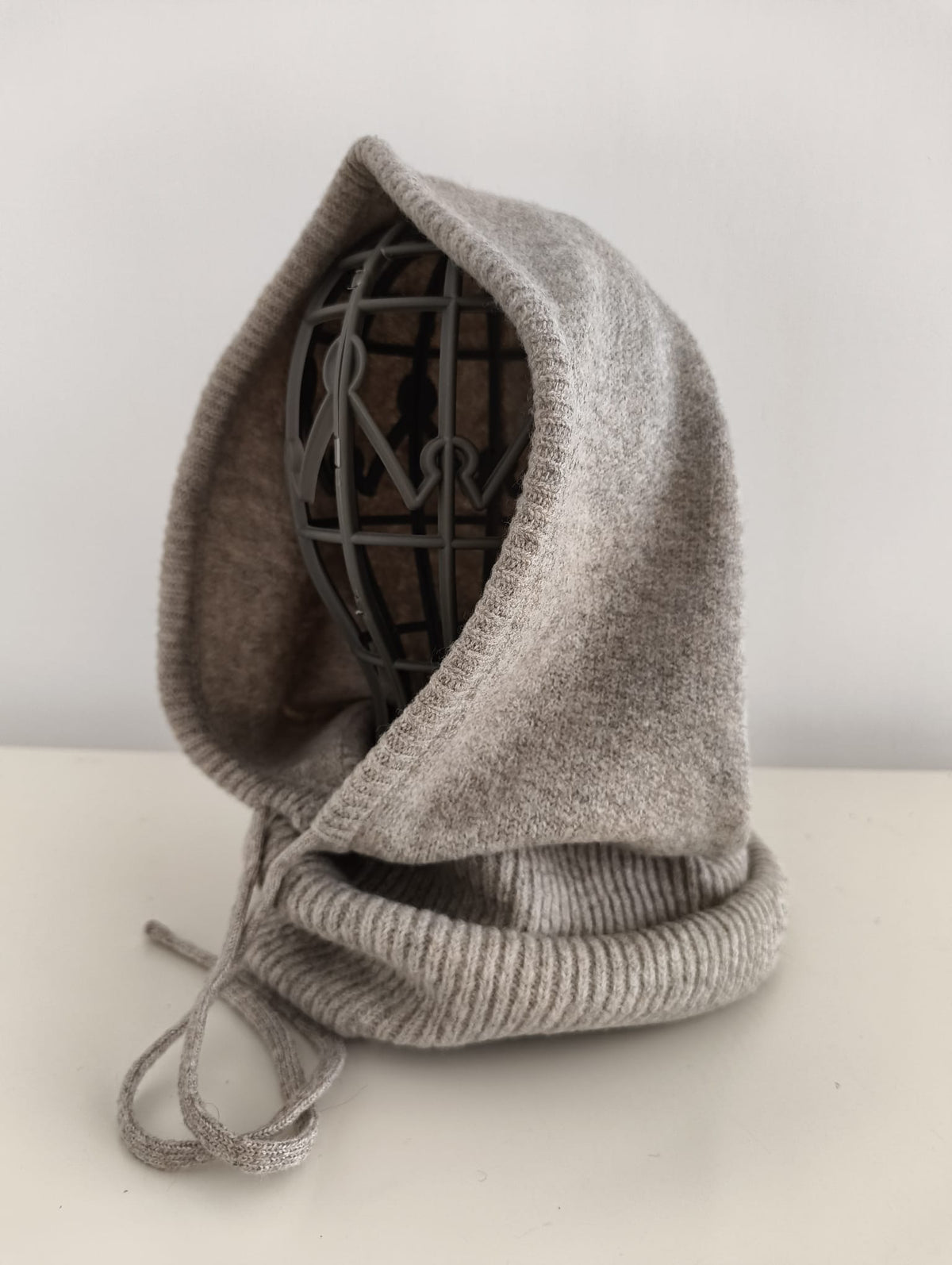 Balaclava Luna